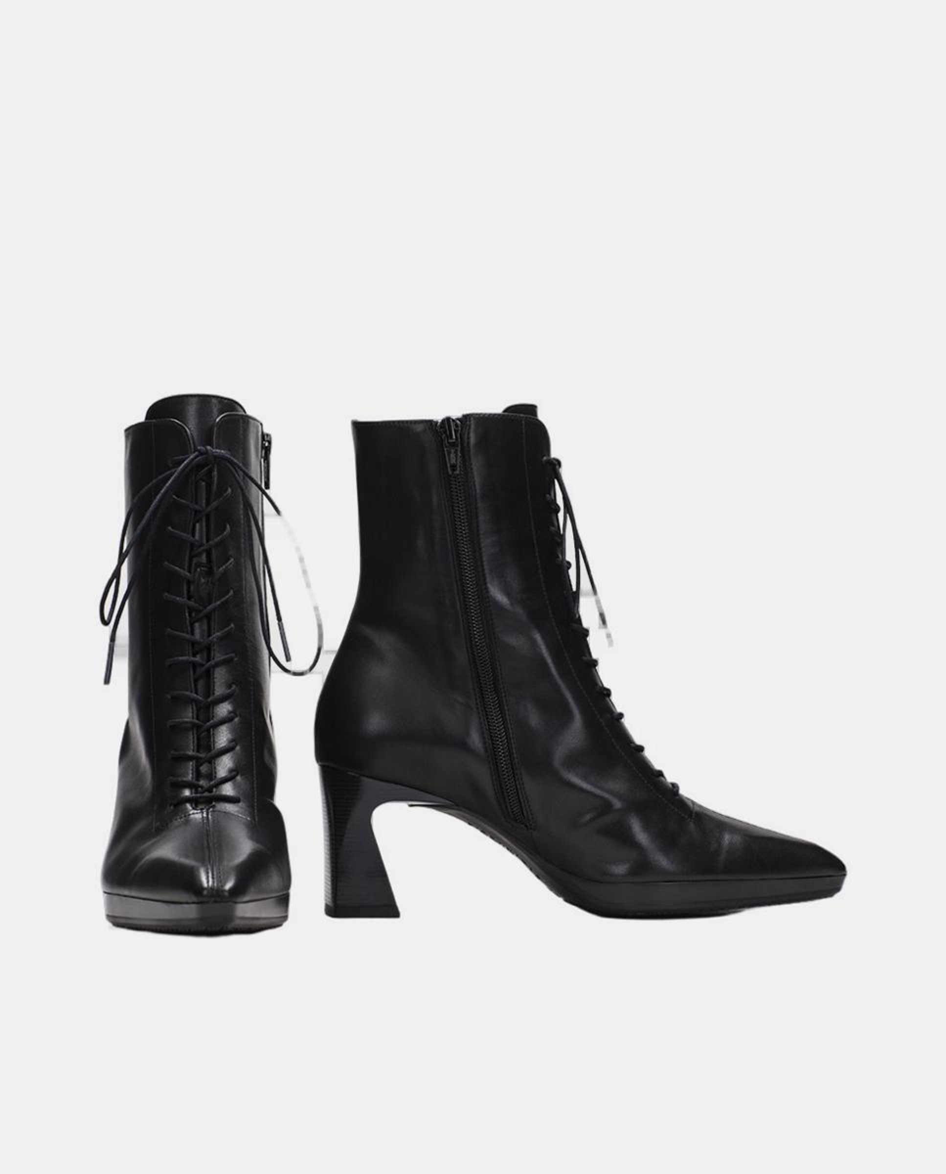 Sapatos Tipo Botins com Atacadores Preto-4