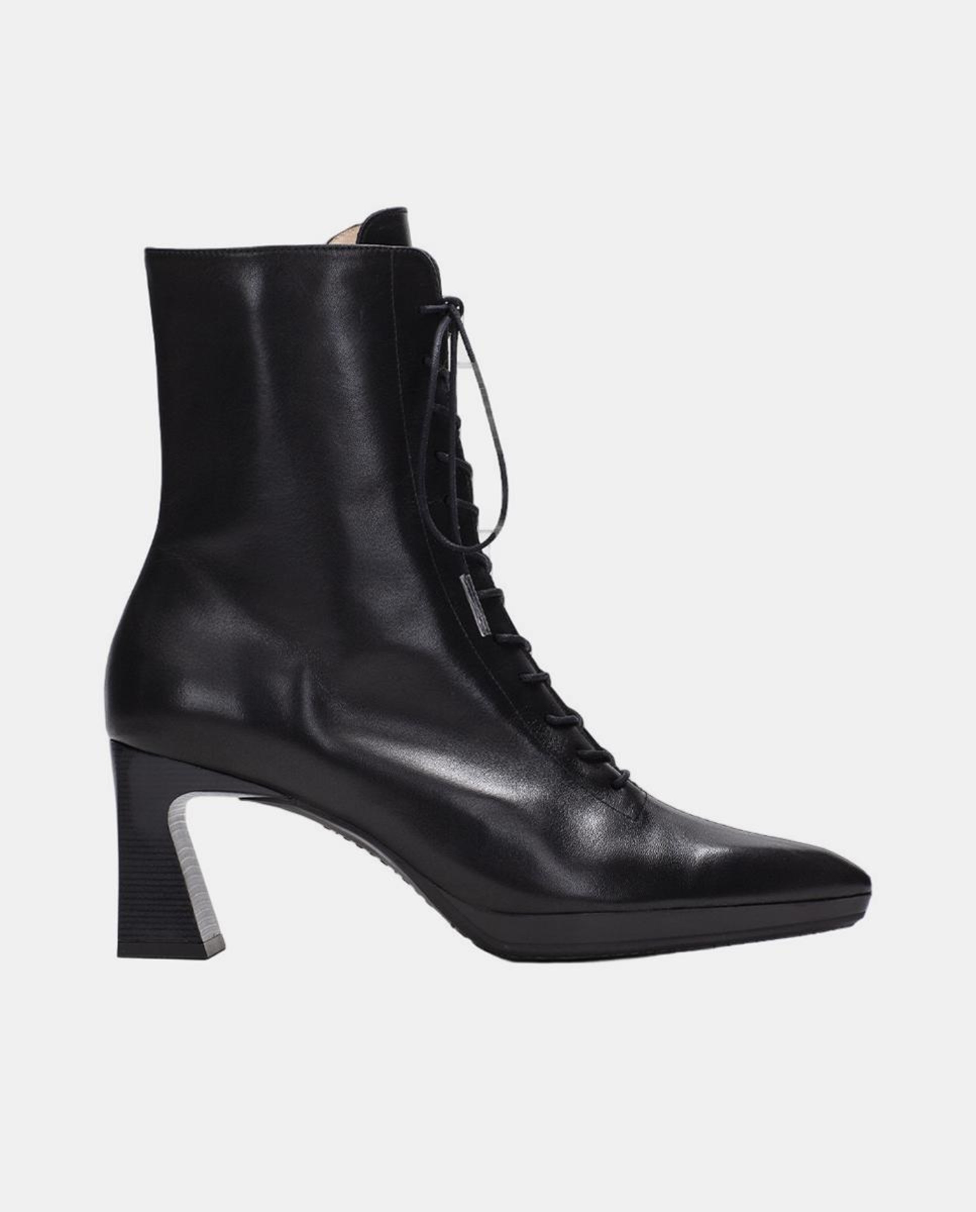 Sapatos Tipo Botins com Atacadores Preto-1