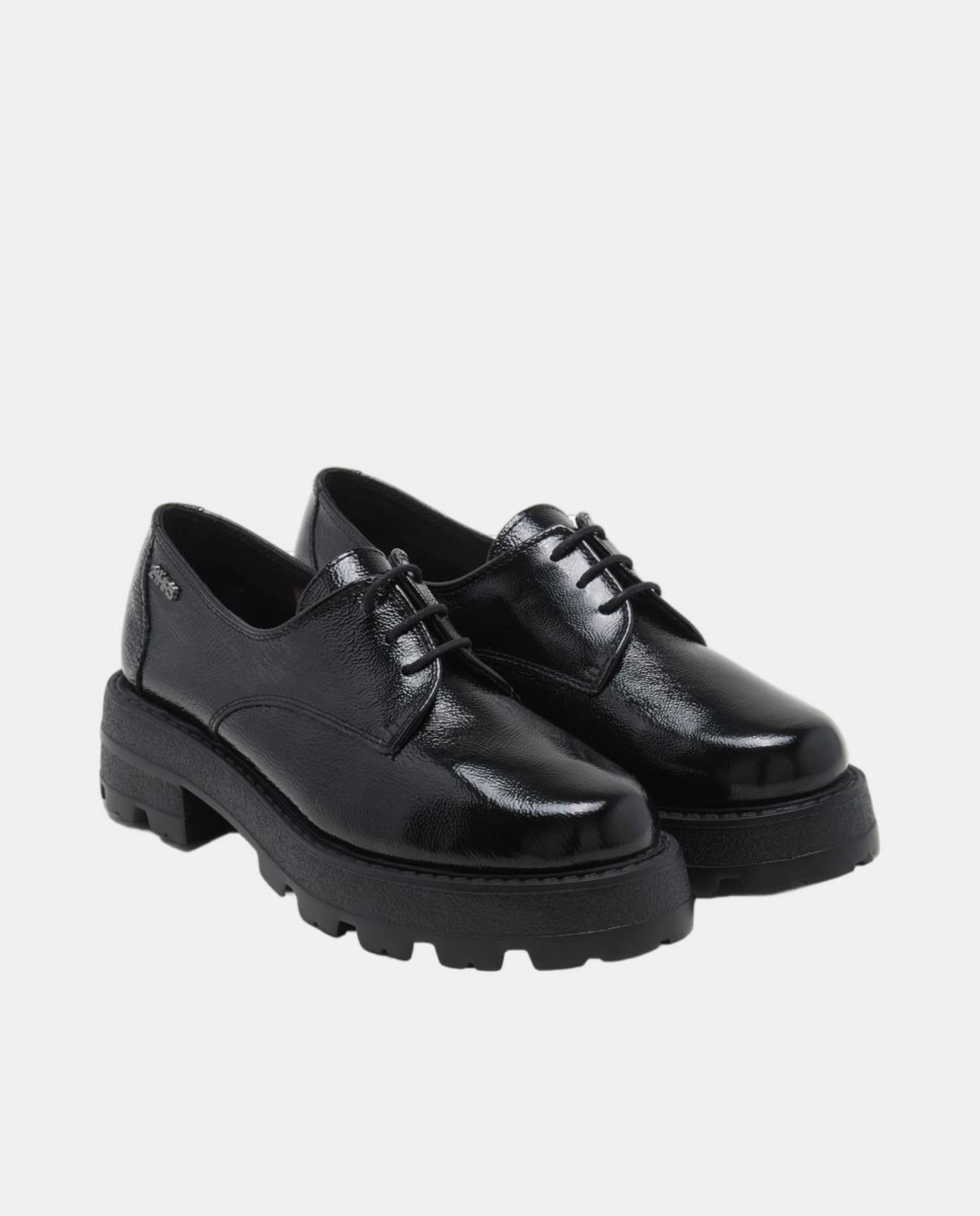 Bluchers em Verniz com Sola Track - Preto Preto-2