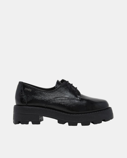 Imagem 0 de Bluchers em Verniz com Sola Track - Preto