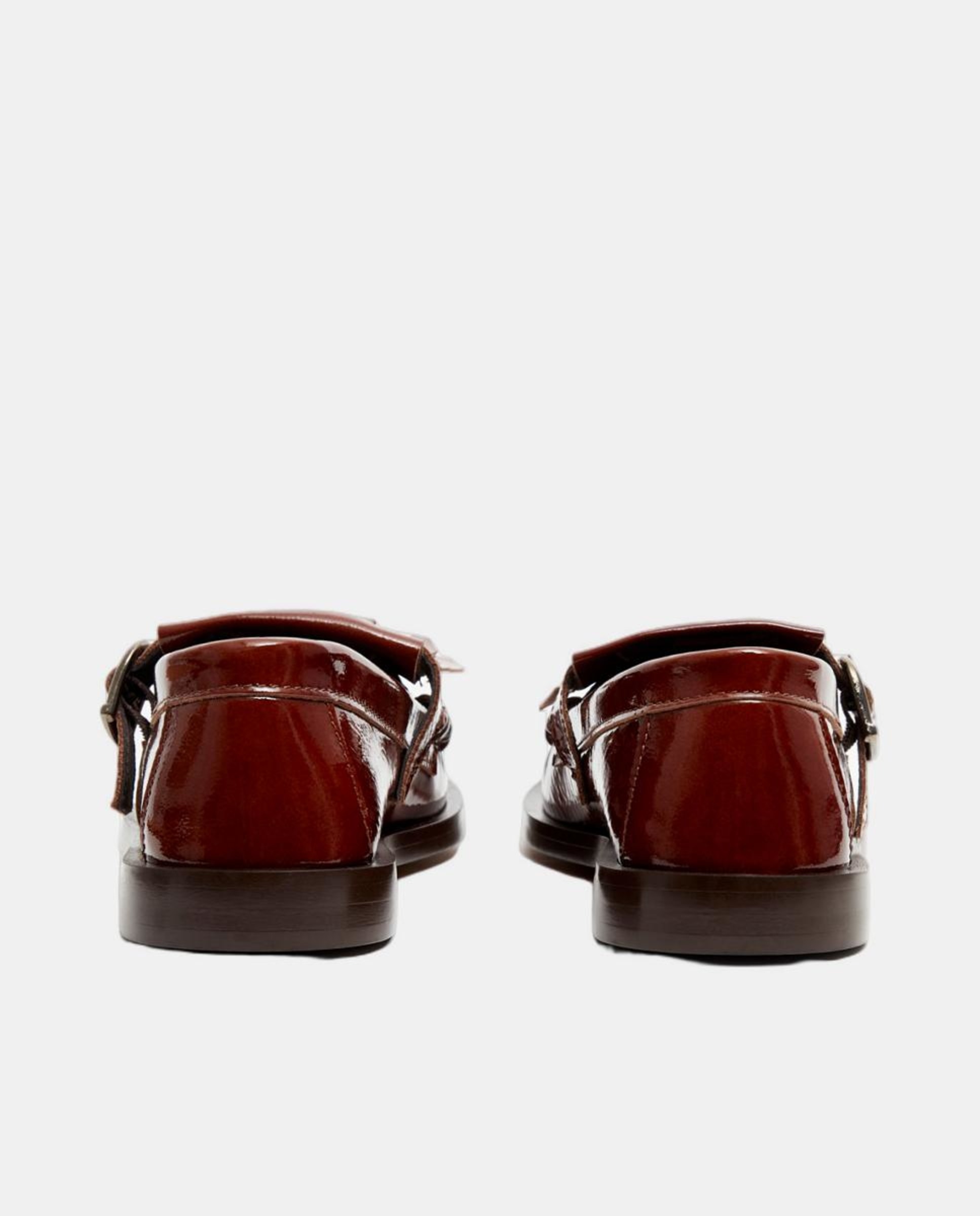 Mocassins em Pele com Fivela e Biqueira Quadrada Cereja-4