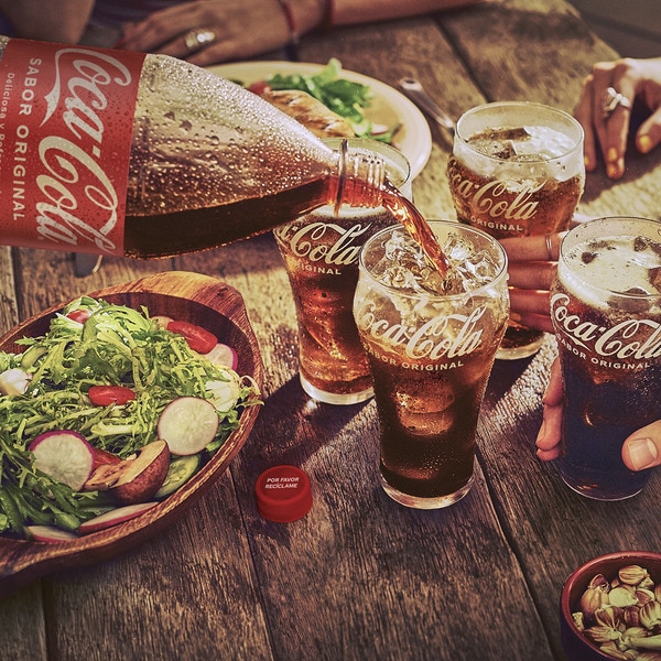 original cola soft drink 4-pack bottles 2 l