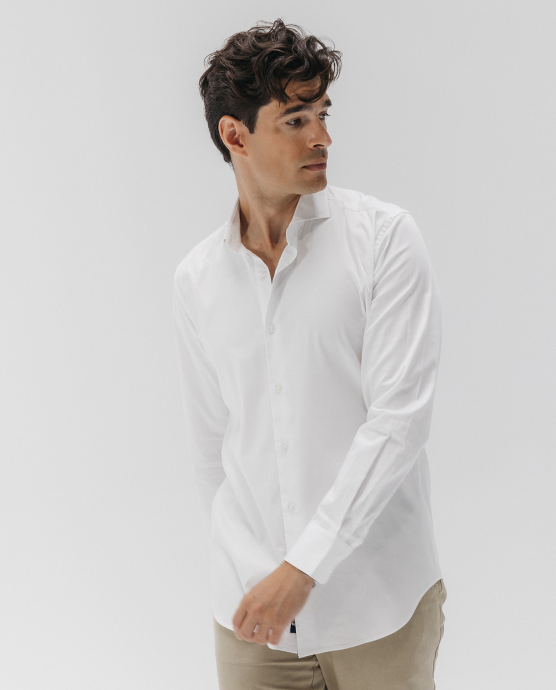 Imagem 0 de Camisa de Popelina Elástica com Gola Italiana