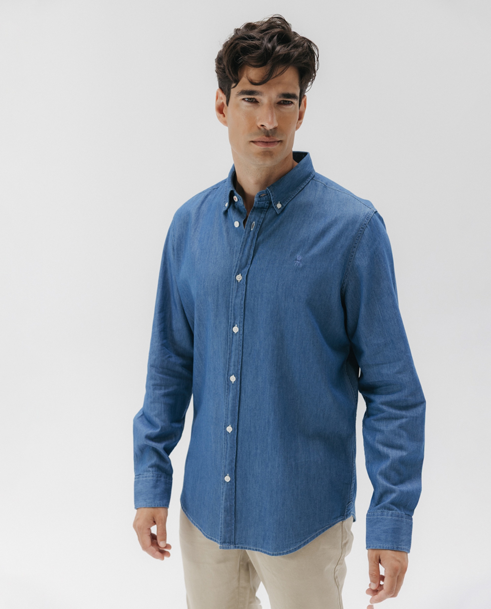 Camisa em Tecido de Ganga com Colarinho com Botão Azul-índigo-1