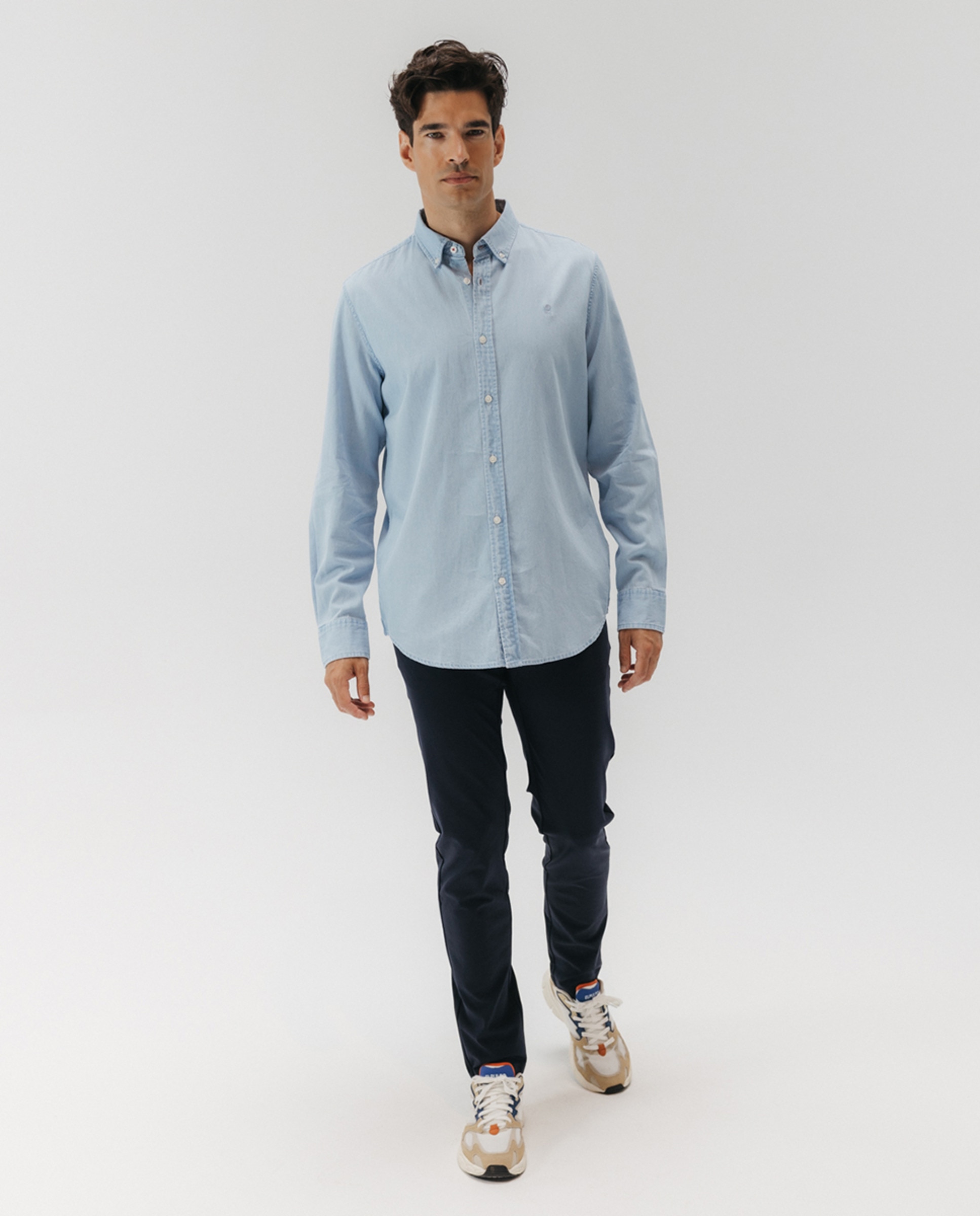 Camisa em Tecido de Ganga com Colarinho com Botão Azul-claro-5