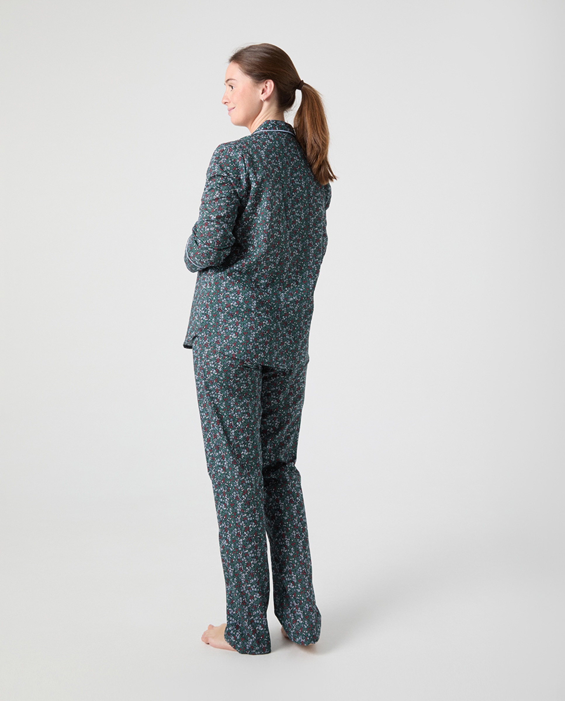 Pijama em Tecido com Estampado Floral Multicolor-2