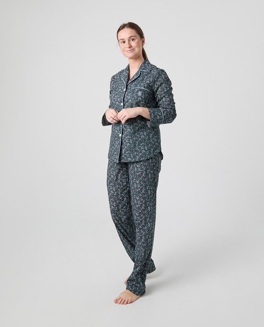 Imagem 0 de Pijama em Tecido com Estampado Floral