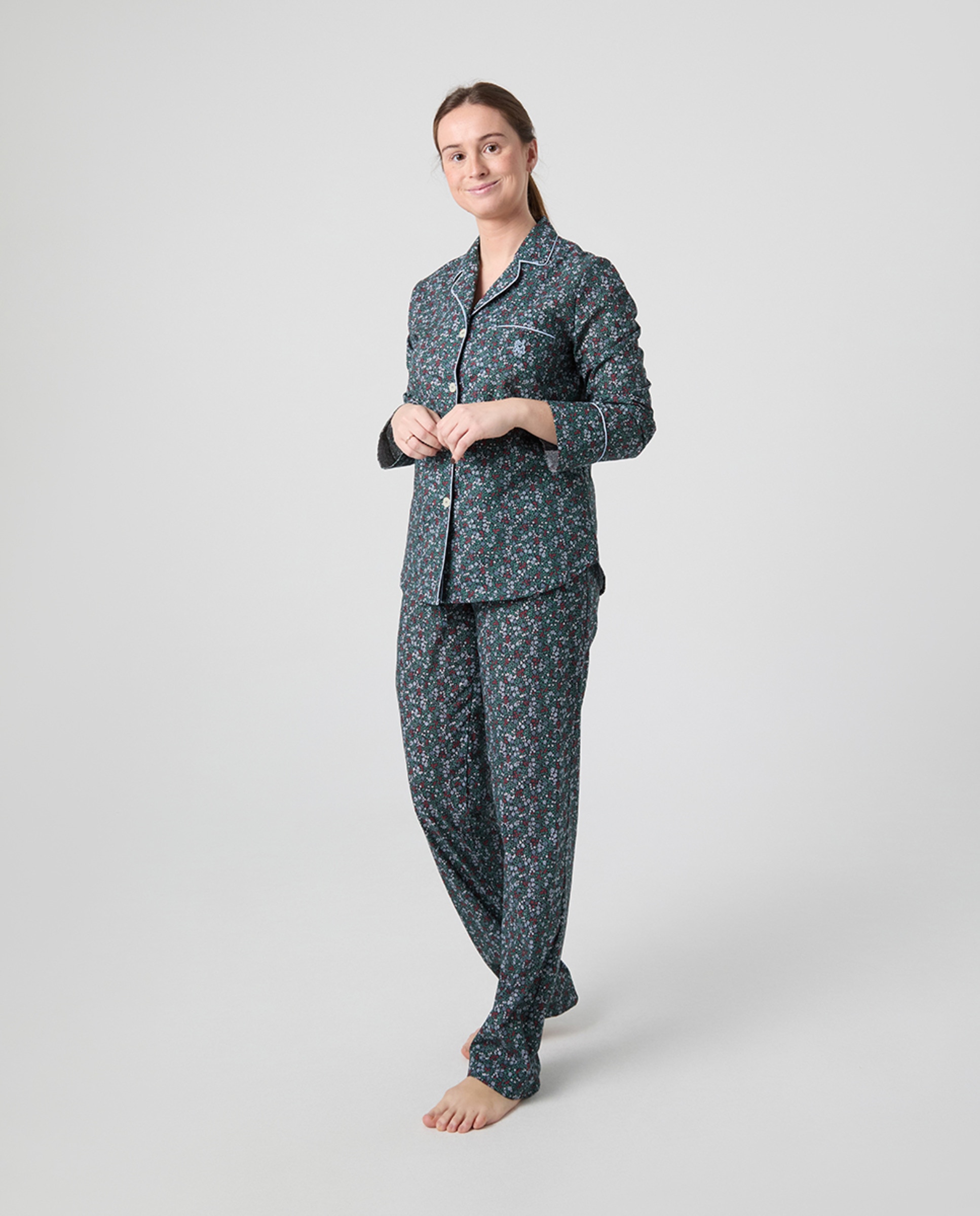 Pijama em Tecido com Estampado Floral Multicolor-1