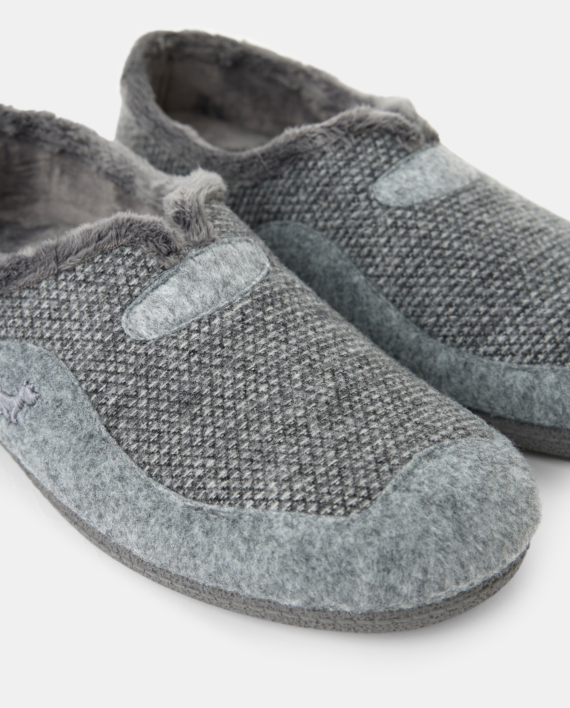 Pantufas Cinzento-5