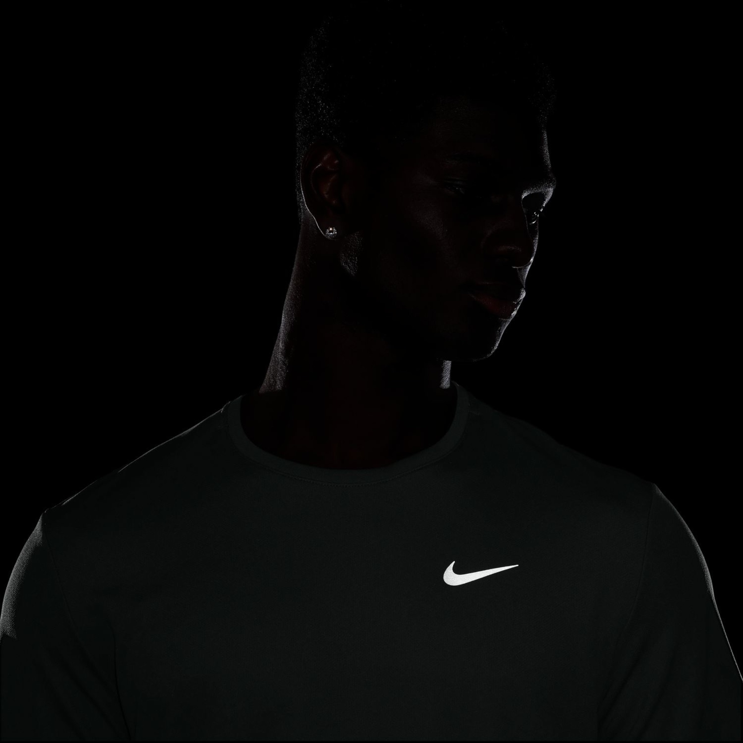 T-shirt de homem Miler Nike Verde-5