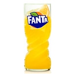 Orangenerfrischungsgetränk mit Kohlensäure Flasche 2 l