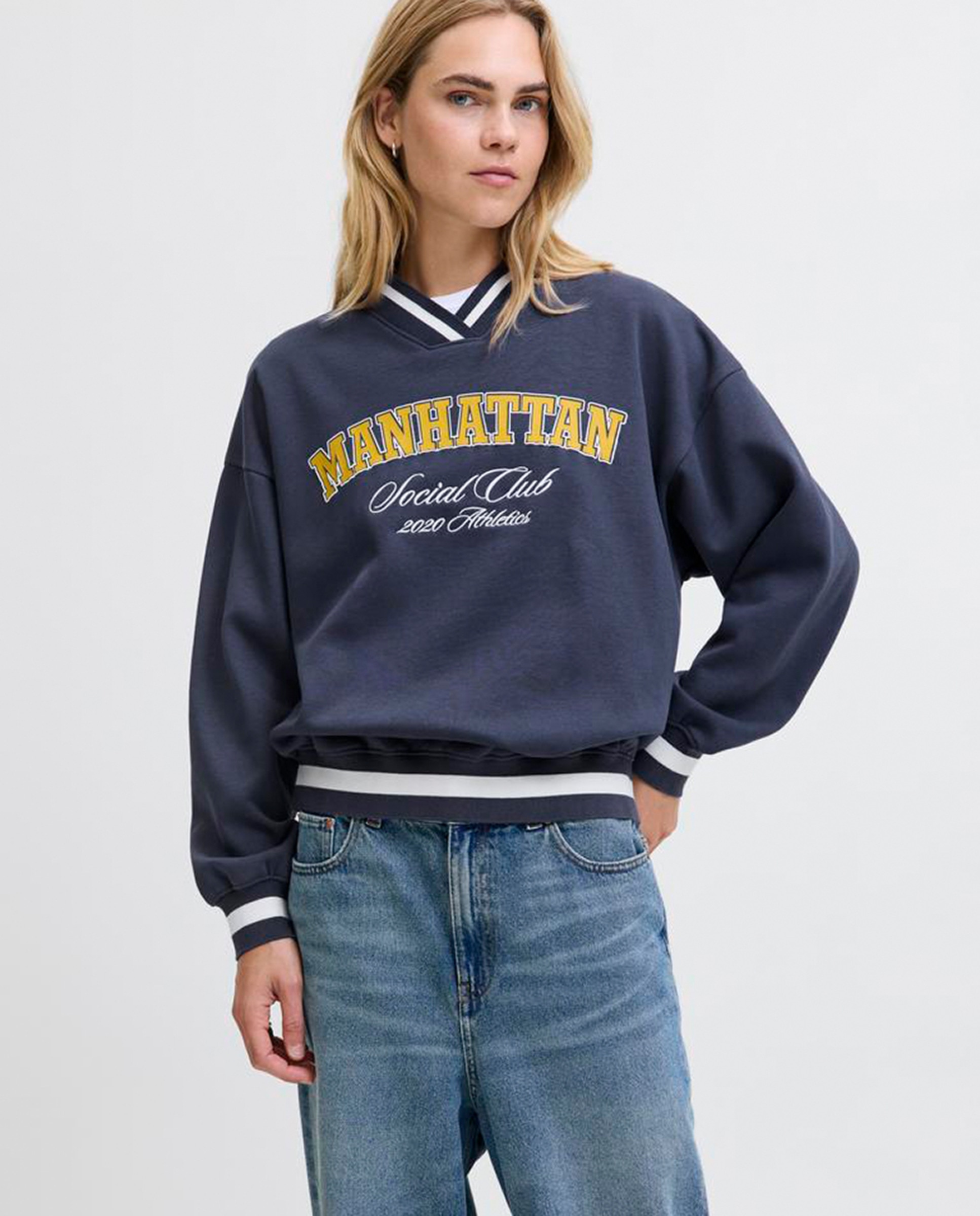 Sweatshirt com Estampado à Frente Azul-marinho-1