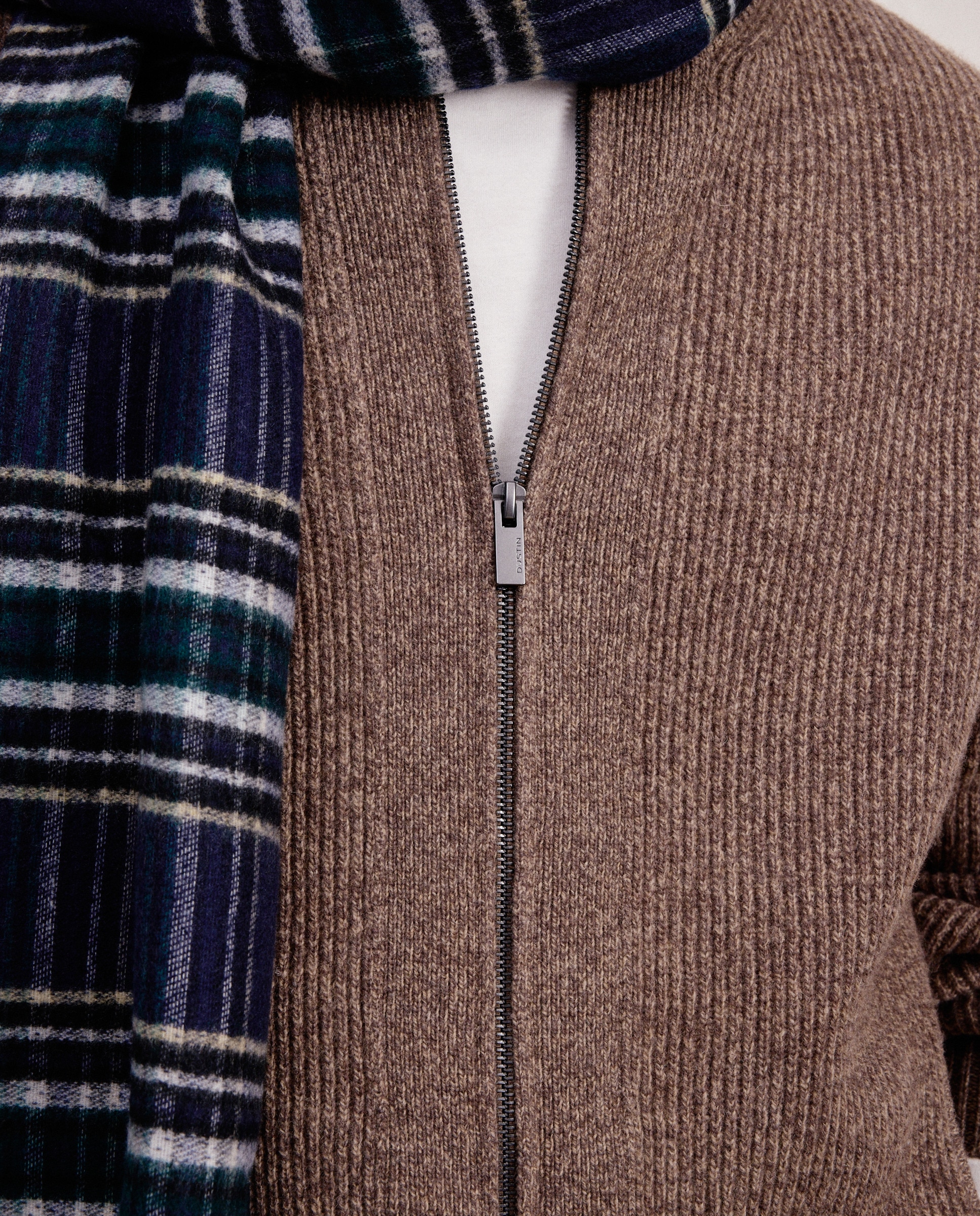 Cardigan com Fecho de Correr Castanho-3