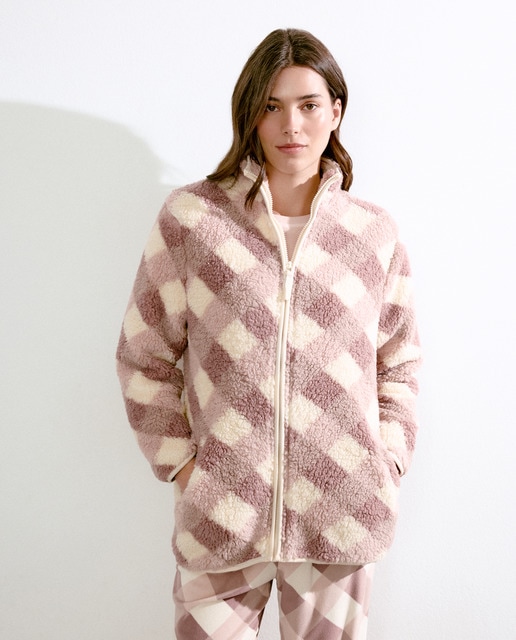 Imagen 0 de Bata de mujer lisa.