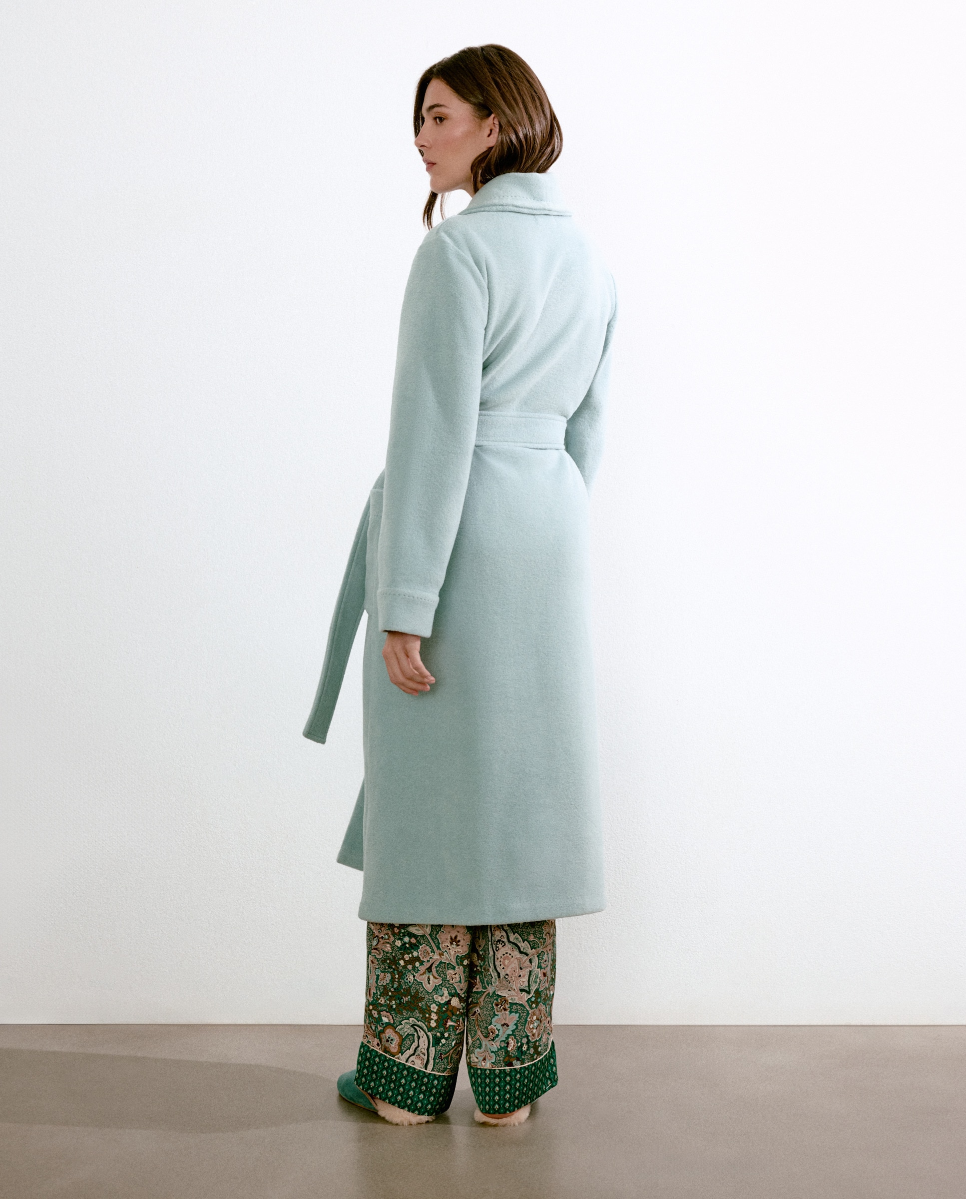 Robe Liso 582 Verde Água-2