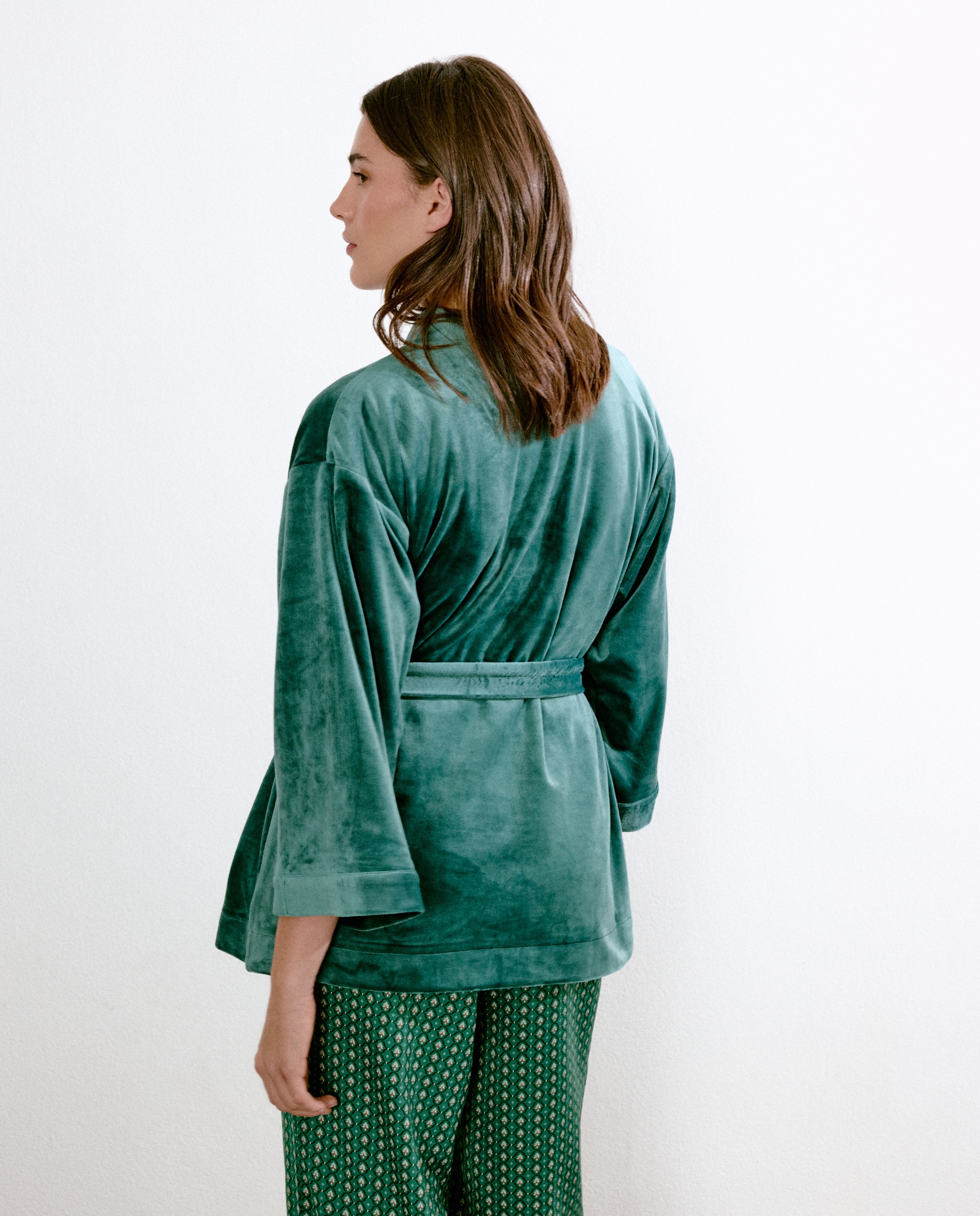 Robe cruzado 530 Verde Escuro-3