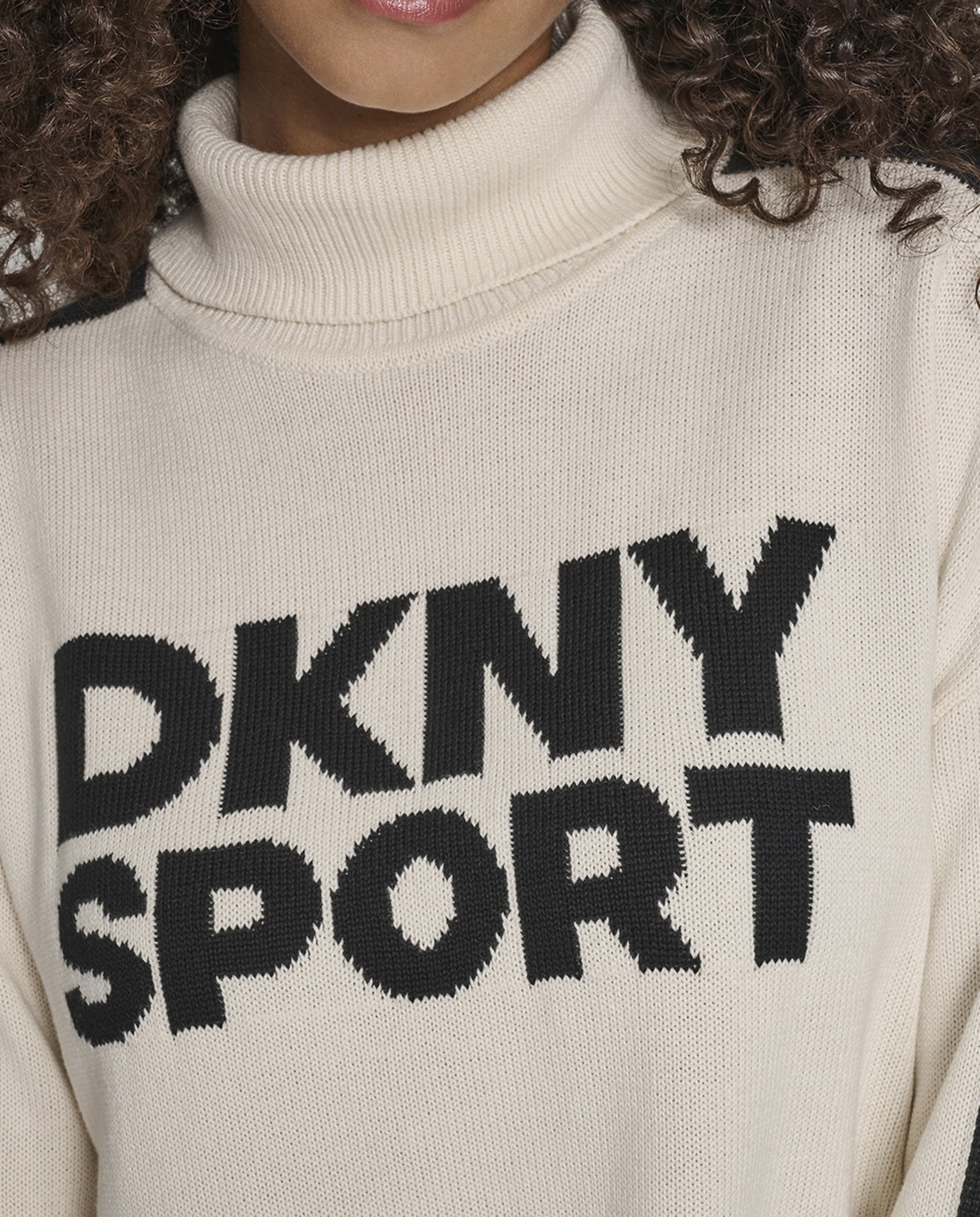 Camisola de malha de mulher com gola perkins Cru-5