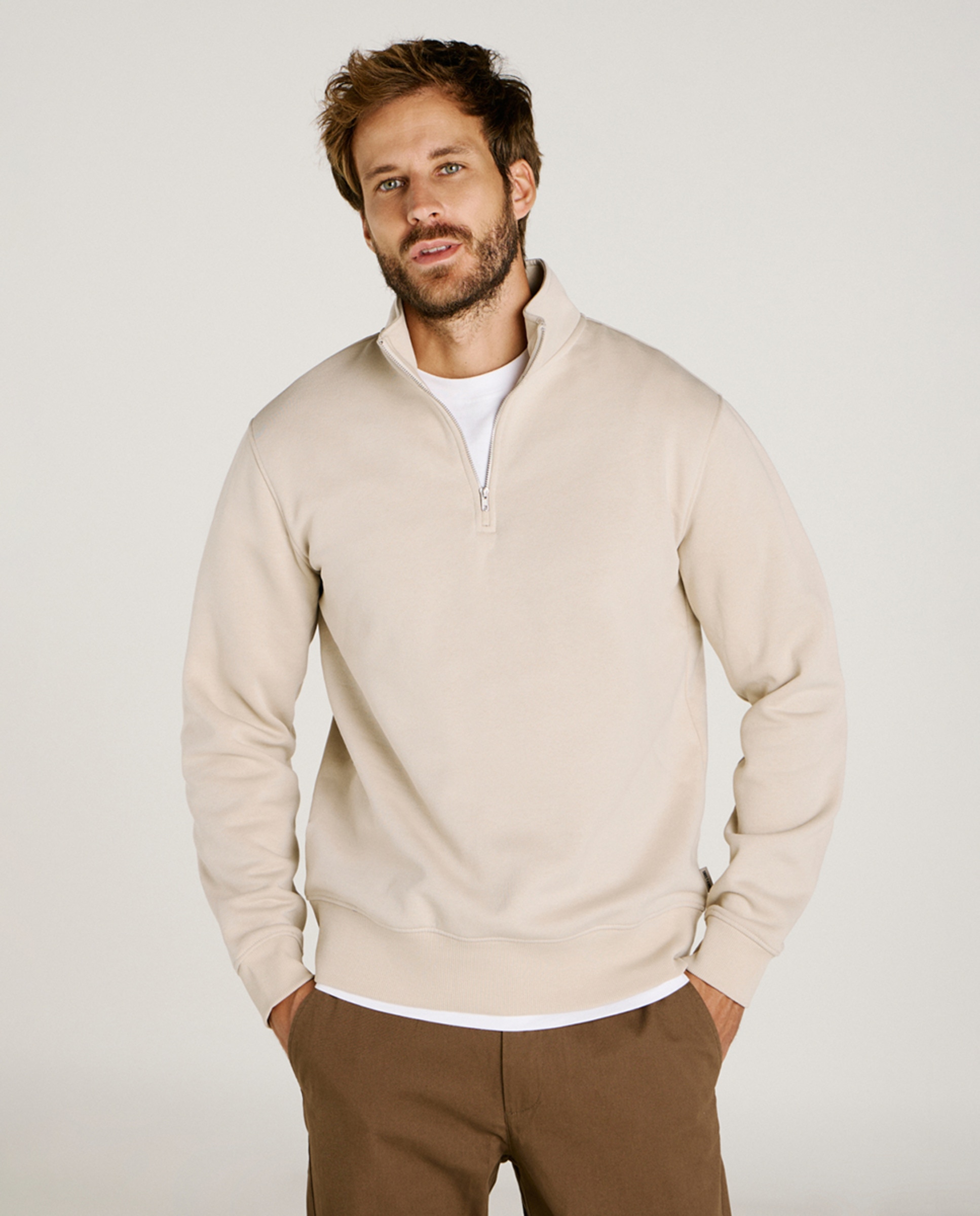 Sweatshirt Básica com Gola Alta Bege-1