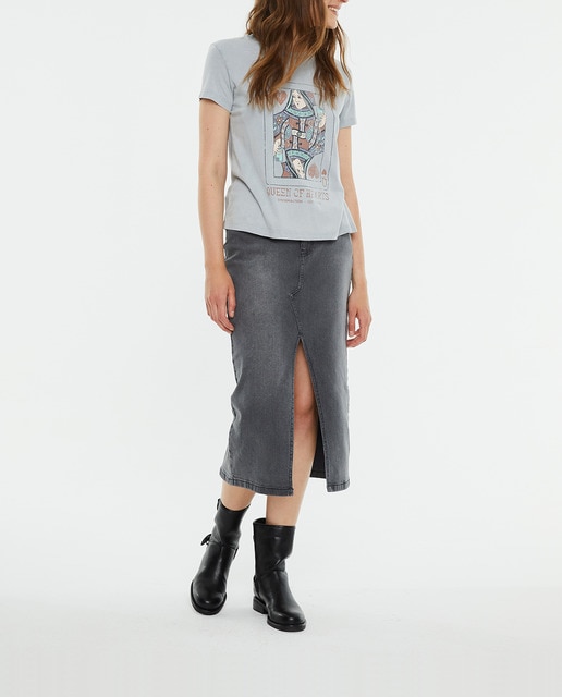 Imagen 0 de Camiseta de mujer manga corta estampado reina de corazones