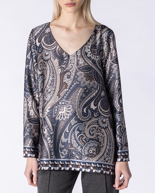 Imagen 0 de Blusa con estampado paisley de manga larga y cuello pico