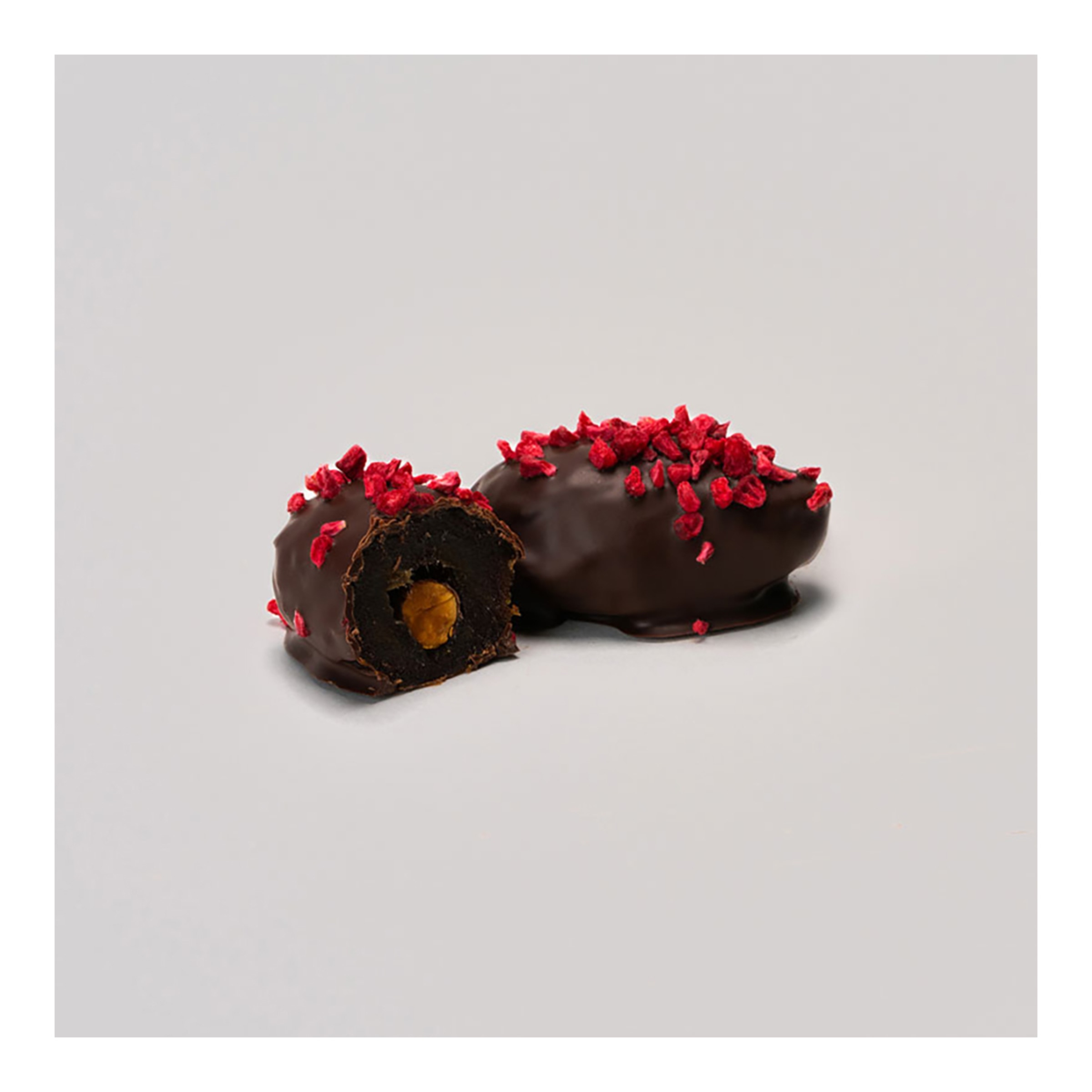 Dátiles rellenos de frutos secos y cubierto con cacao 100% Kaicao 4