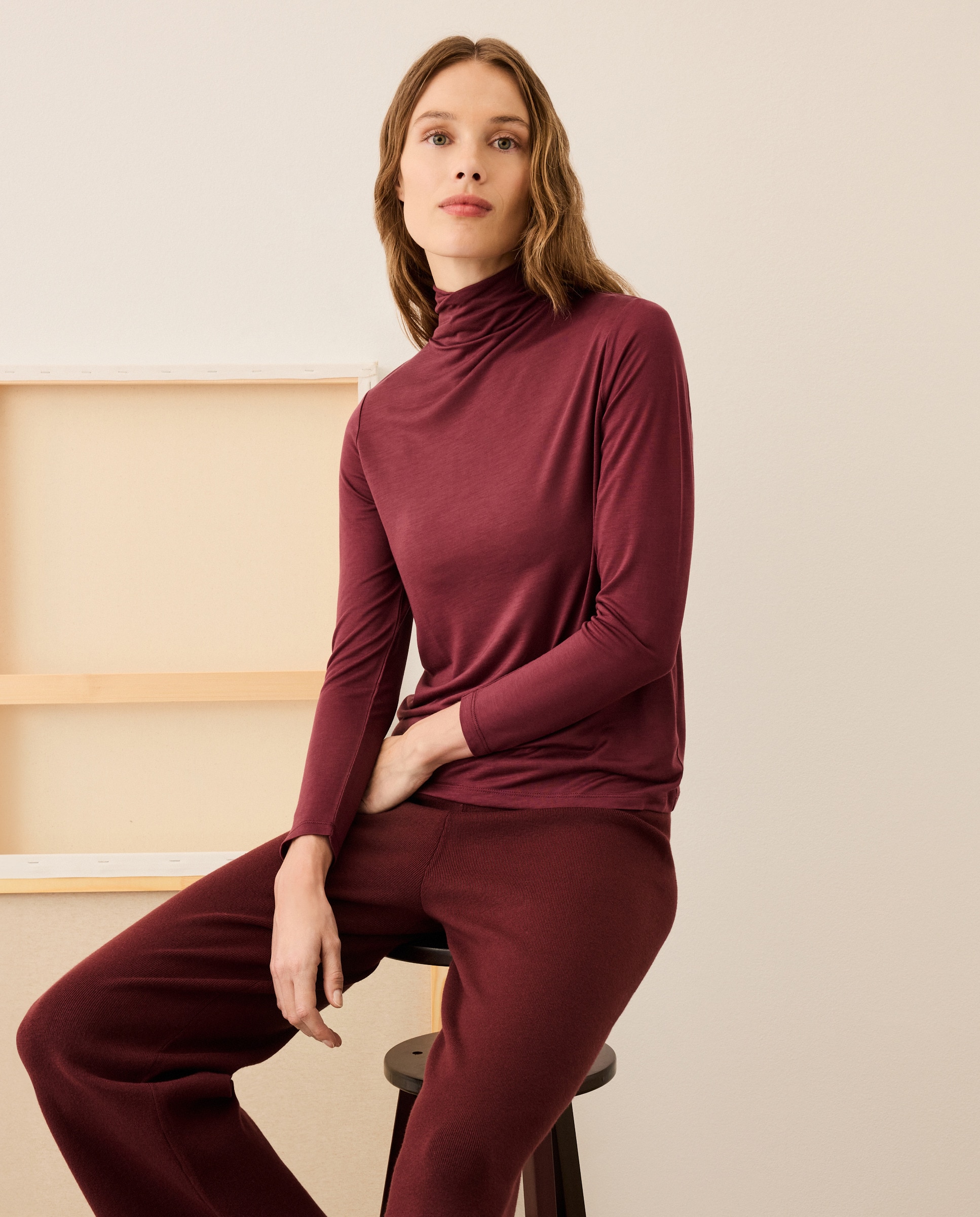 Camisola com Gola Alta Bordeaux-1
