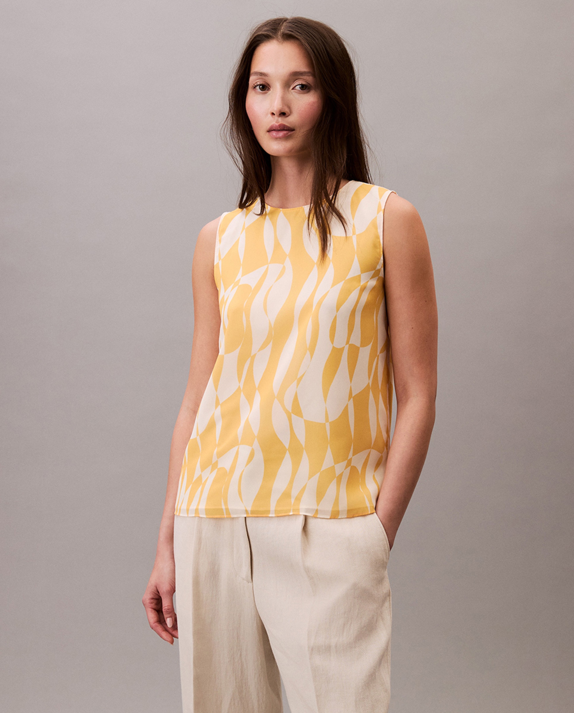 Blusa com Estampado Geométrico Amarelo-1