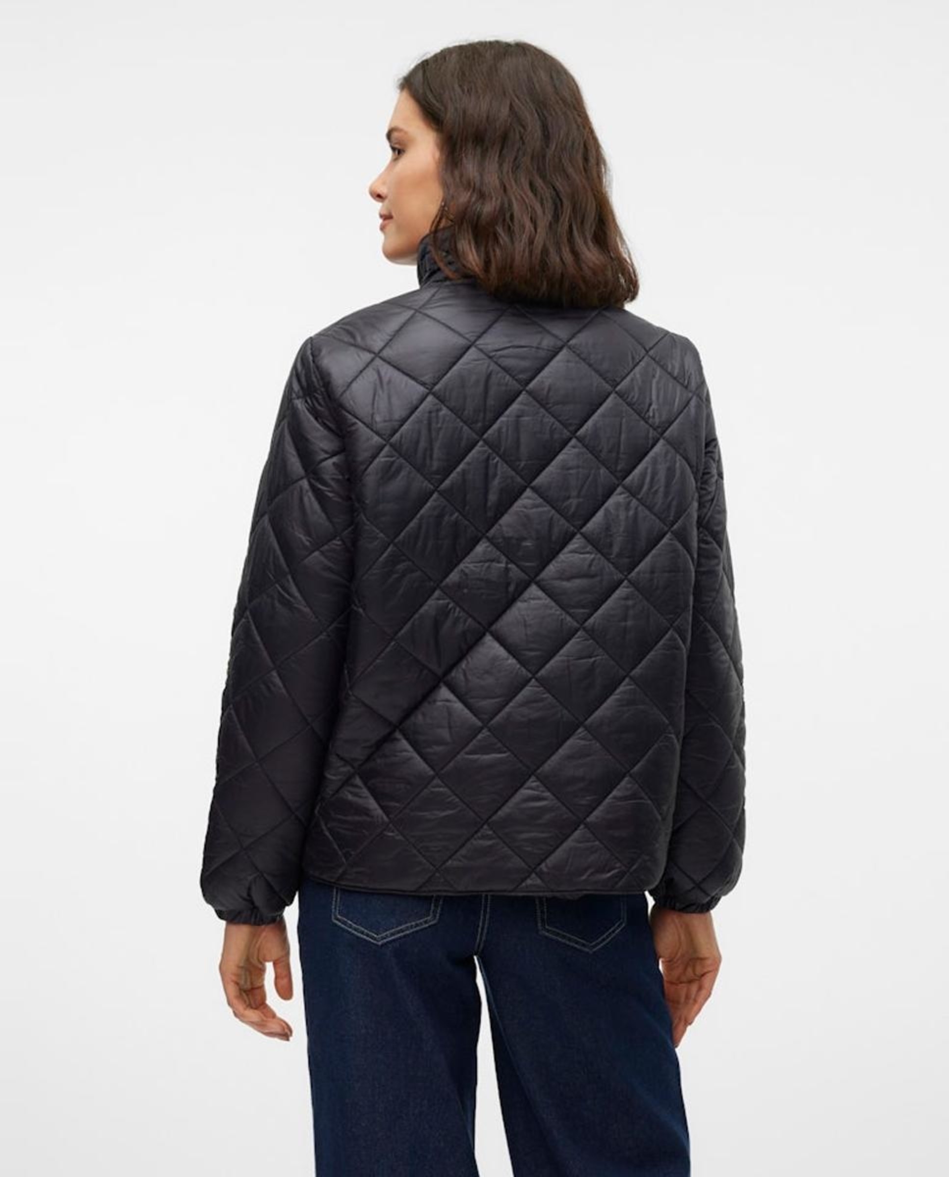 Casaco Acolchoado com Bolsos Preto-4