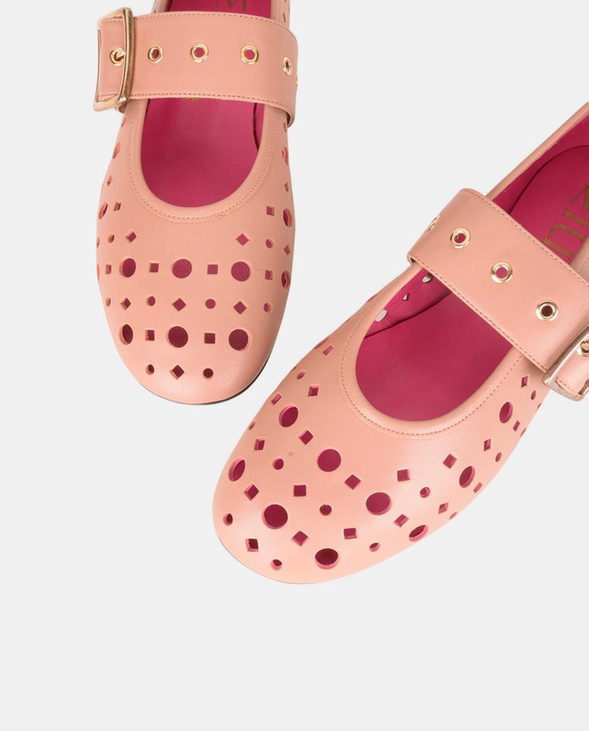 Sabrinas com Correia em Pele Natural-3