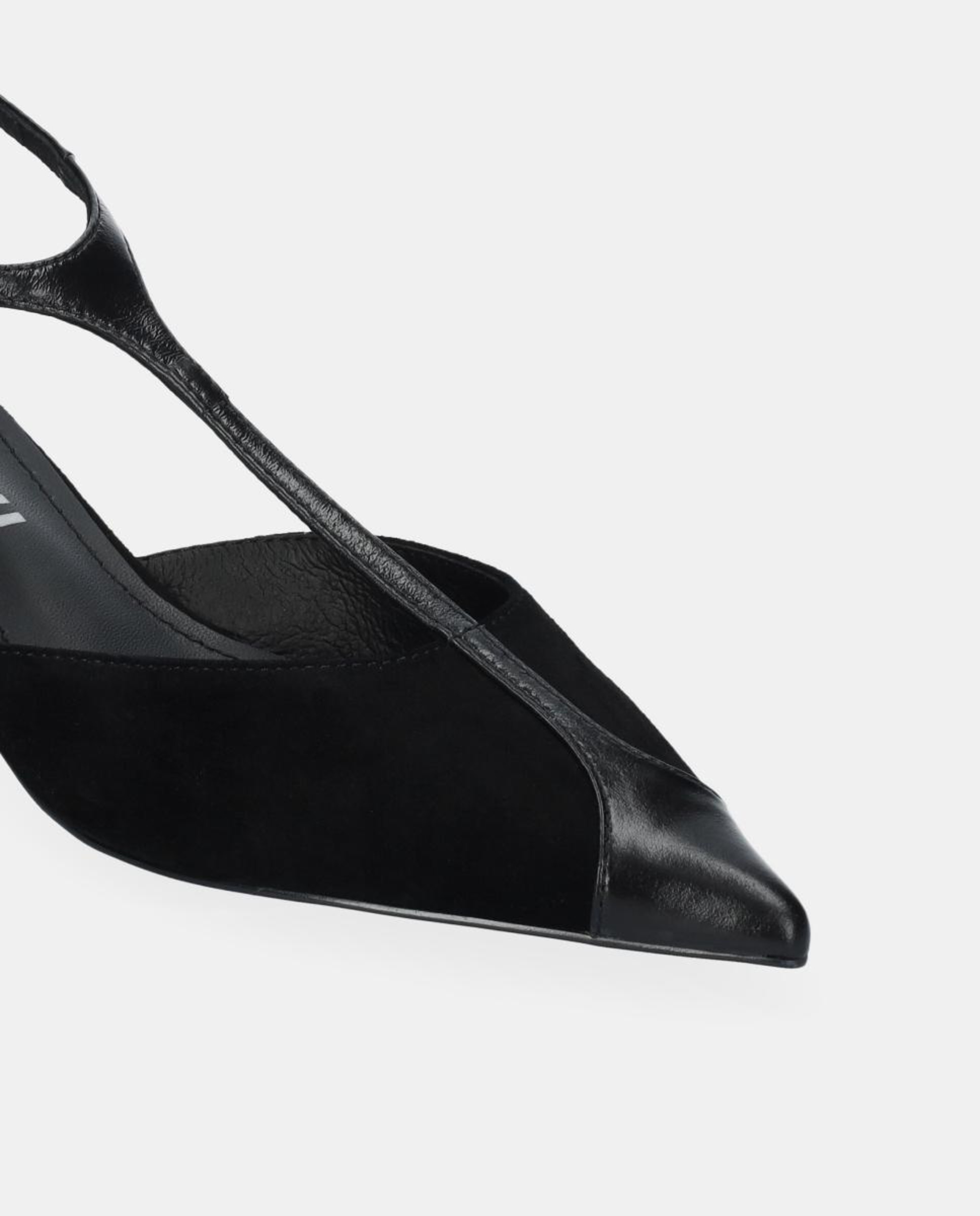 Sapatos de Salto Tipo T em Pele com Biqueira Pontiaguda Preto-4