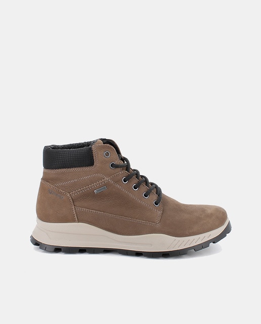 Imagem 0 de Botins em Pele com Forro Goretex e Fecho de Botões