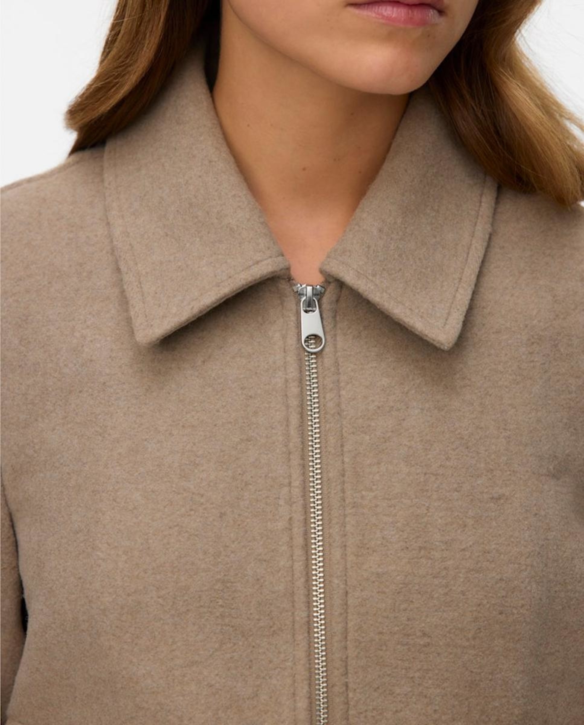 Casaco de Pano com Colarinho de Polo Caramelo-3