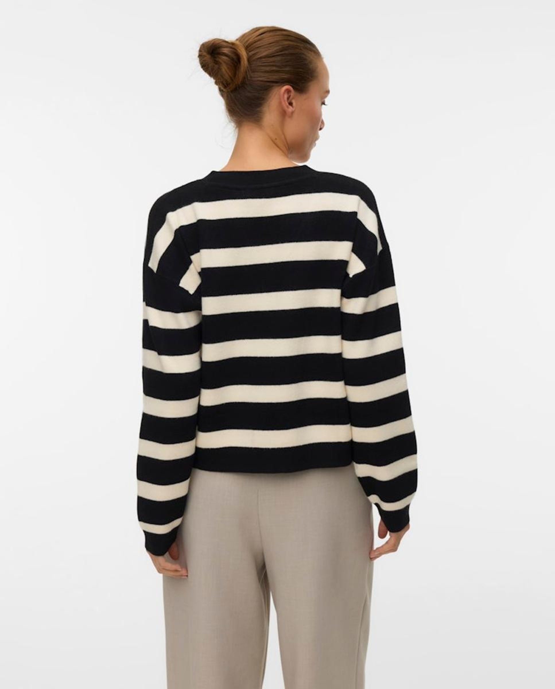 Cardigan Abotoado de Malha Suave Preto-3