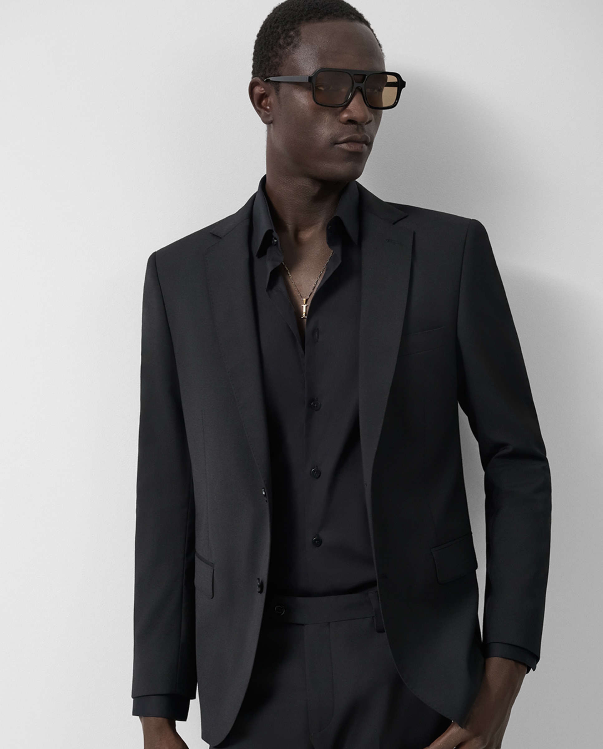 Fato Slim Fit Half Canvas Liso Preto-3