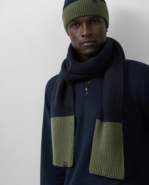 Imagem 0 de Gorro de Tricot com Dobra em Contraste