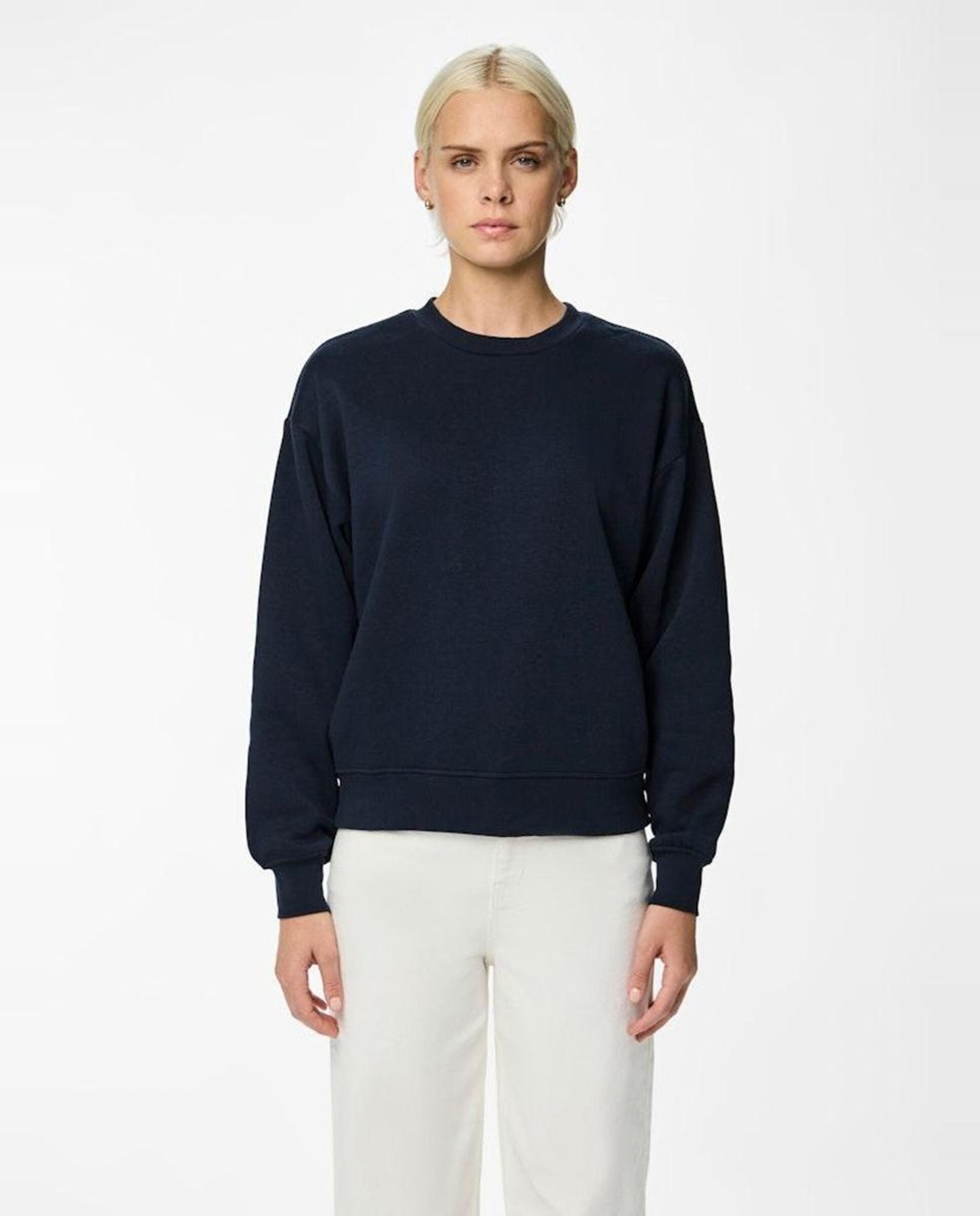 Sweatshirt Lisa com Decote Redondo Azul-marinho-1