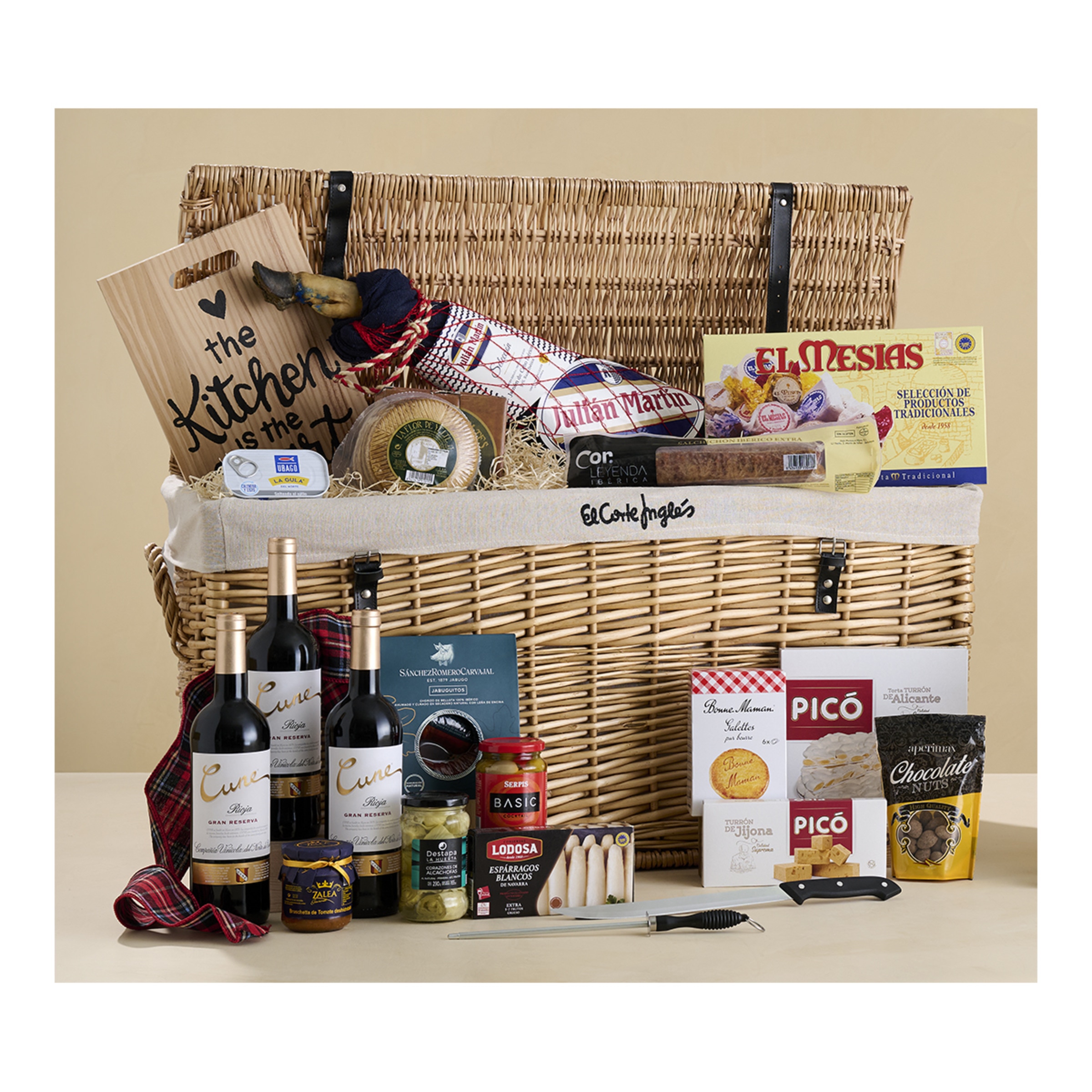 Cesta de mimbre 9 con jamón cebo 50% raza ibérica Julián Martín 2