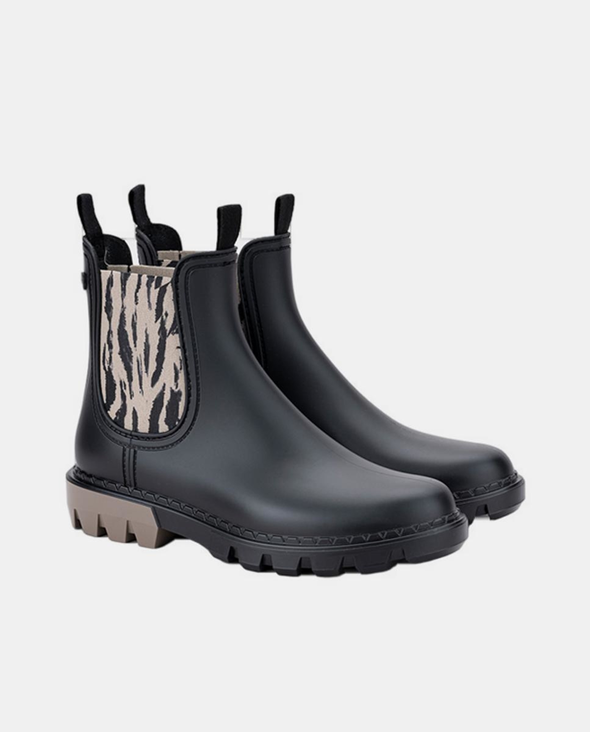Galochas Tipo Botins com Sola Track e Puxadores com Elástico Zebra - Preto Preto-2