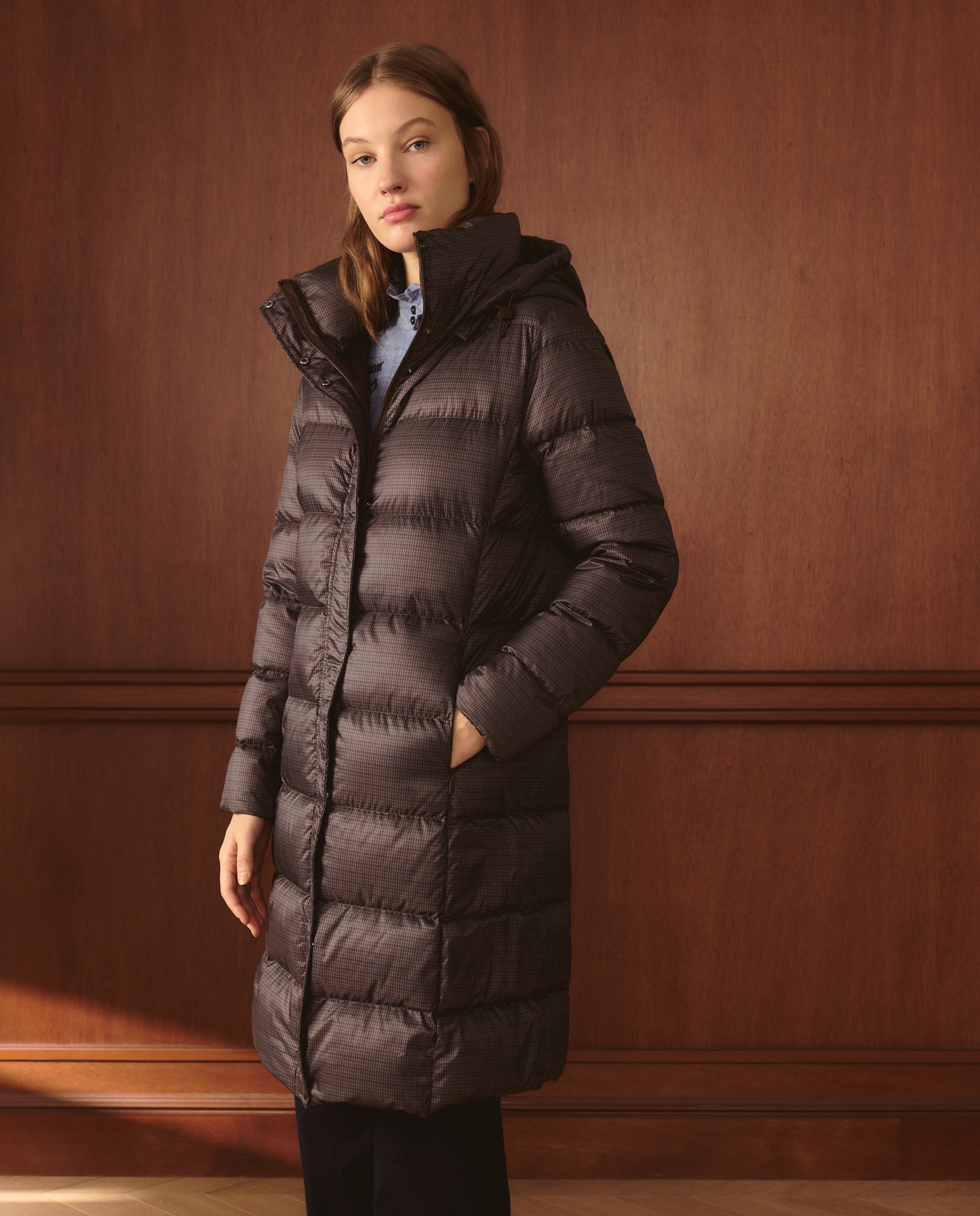 Blusão Acolchoado Comprido e Estampado Castanho-2