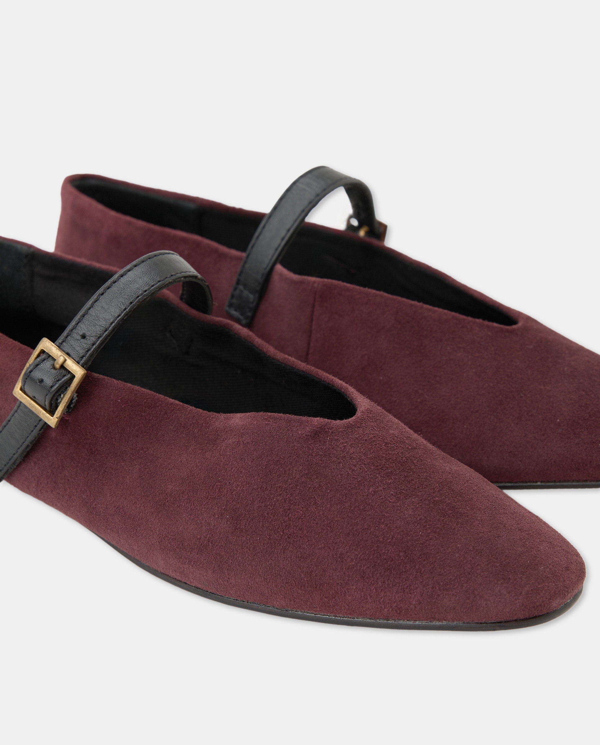 Bailarina de mujer de serraje con pulsera 291 Berenjena-5