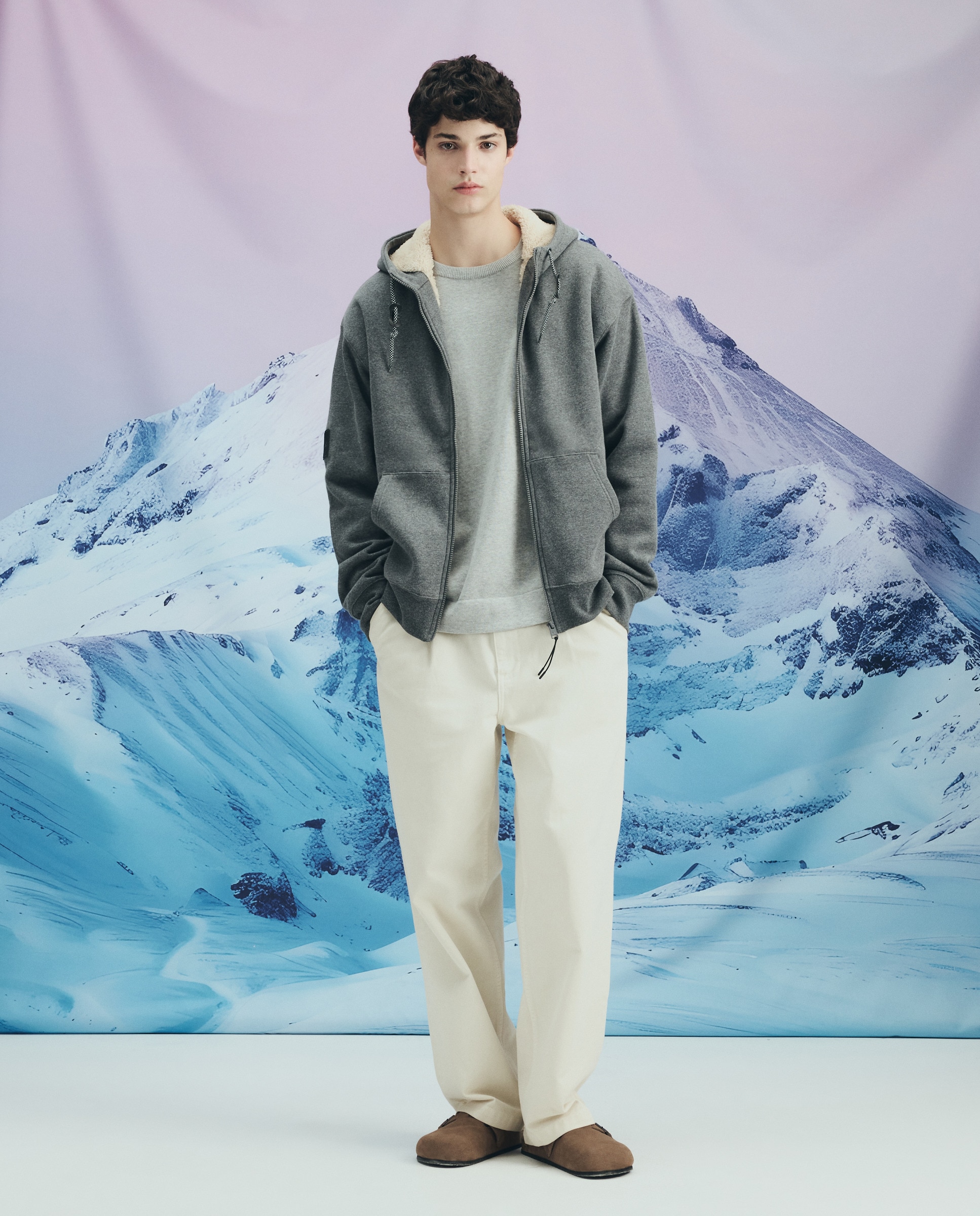 Sweatshirt com Forro de Pelo de Borrego 830 Antracite-1