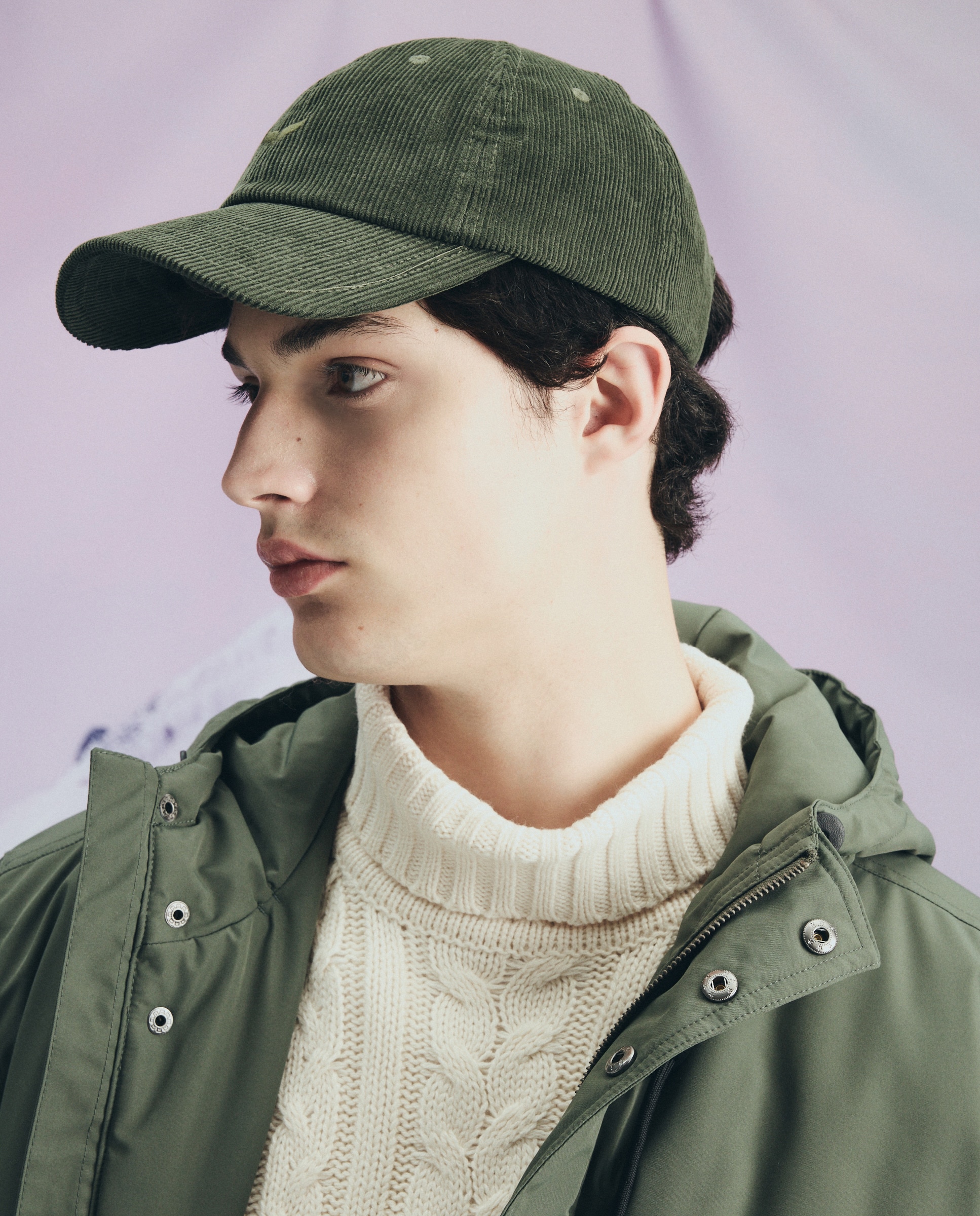 Boné Básico em Bombazina Fina com Logótipo 530 Verde Escuro-3