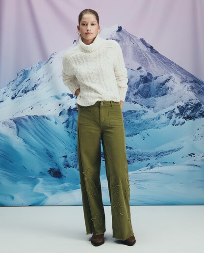 Imagem 0 de Camisola de Malha com Gola Cisne