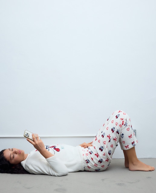 Imagem 0 de Pijama Completo com Estampado Mickey e Minnie