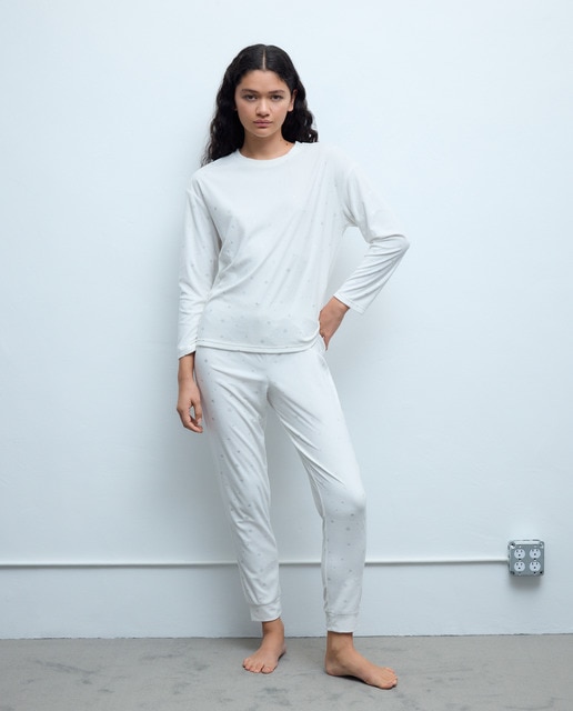 Imagem 0 de Pijama completo de mulher com estrelas