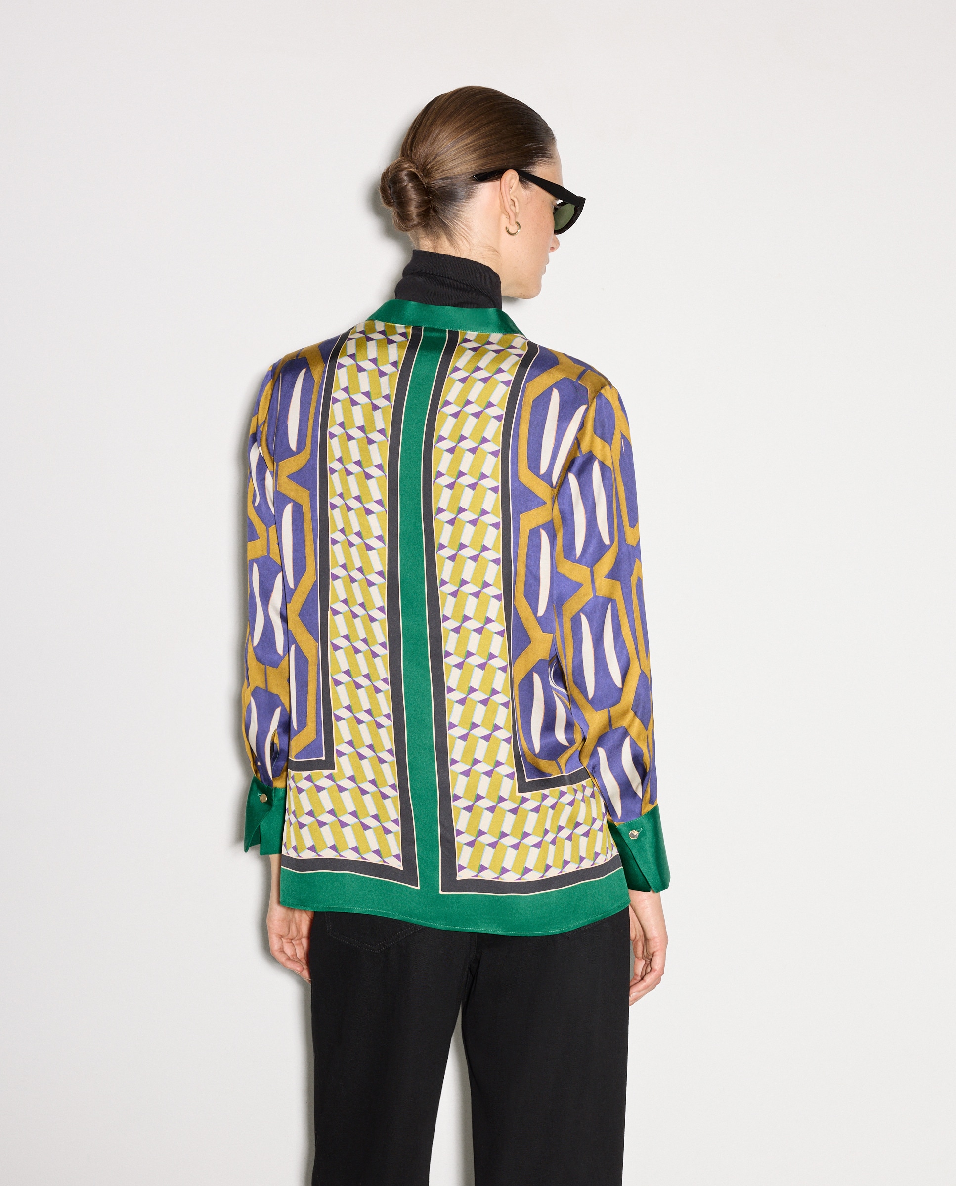 Blusa com Estampado Geométrico Verde-3