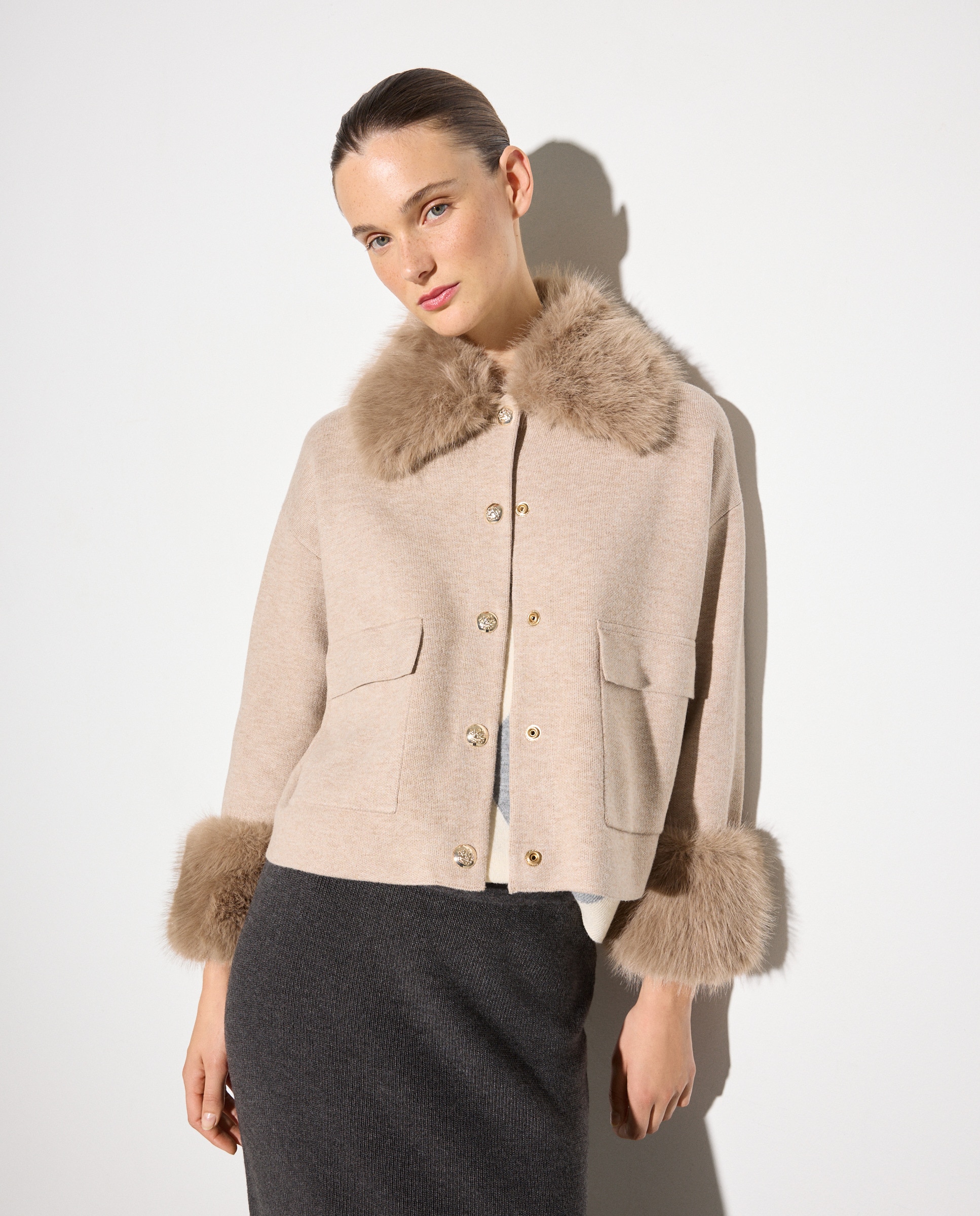 Casaco Curto de Malha Vison Claro-2