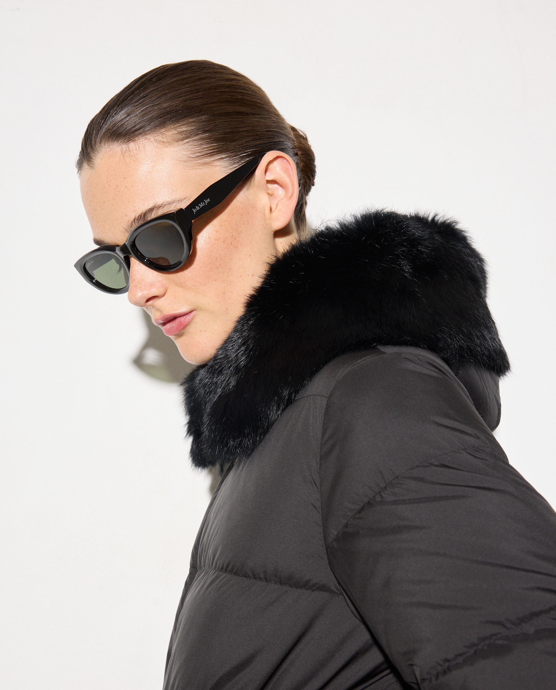 Blusão Acolchoado Comprido Liso Preto-3