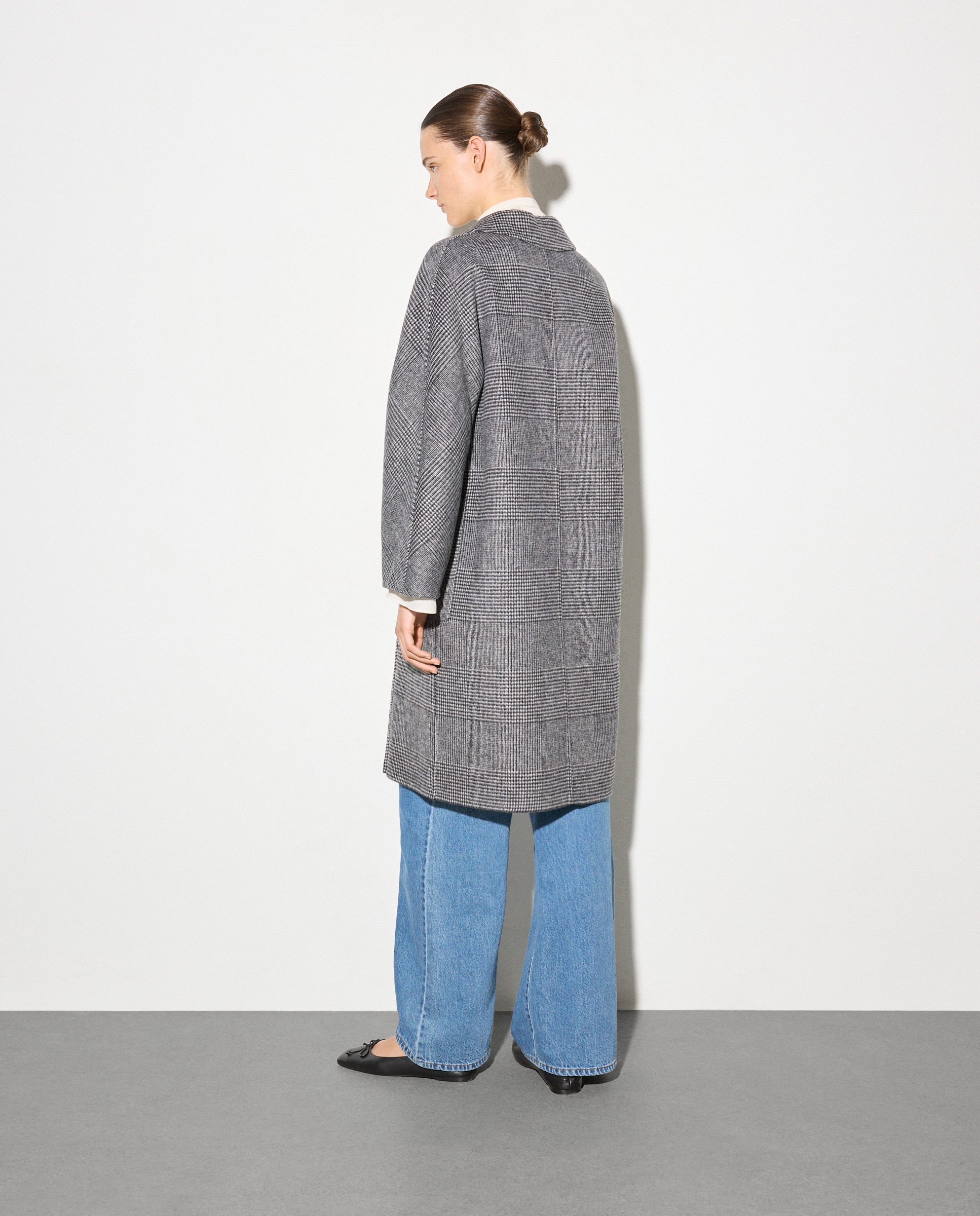 Sobretudo de Fantasia Comprido Preto-4