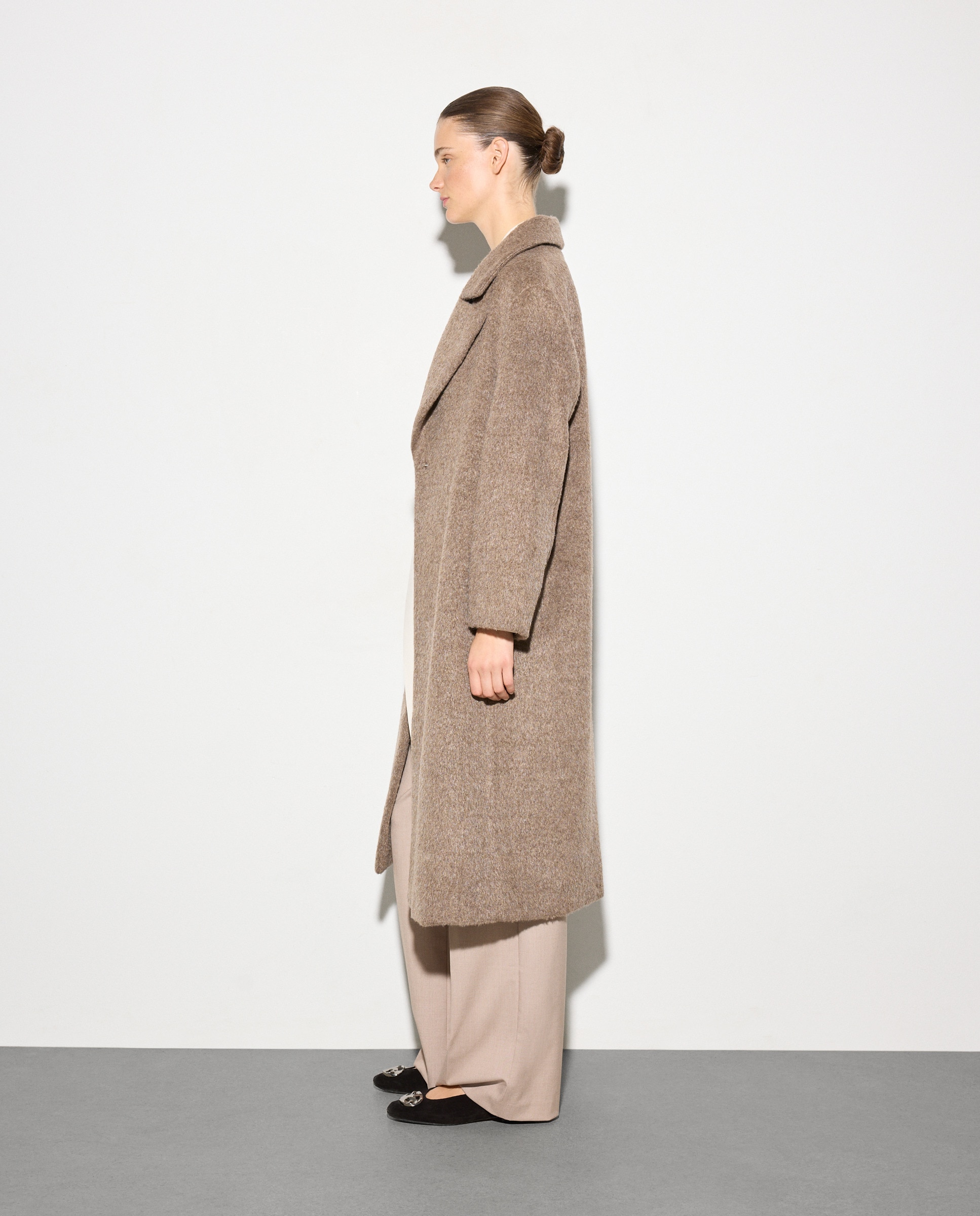 Sobretudo Comprido de Mohair Vison Claro-4